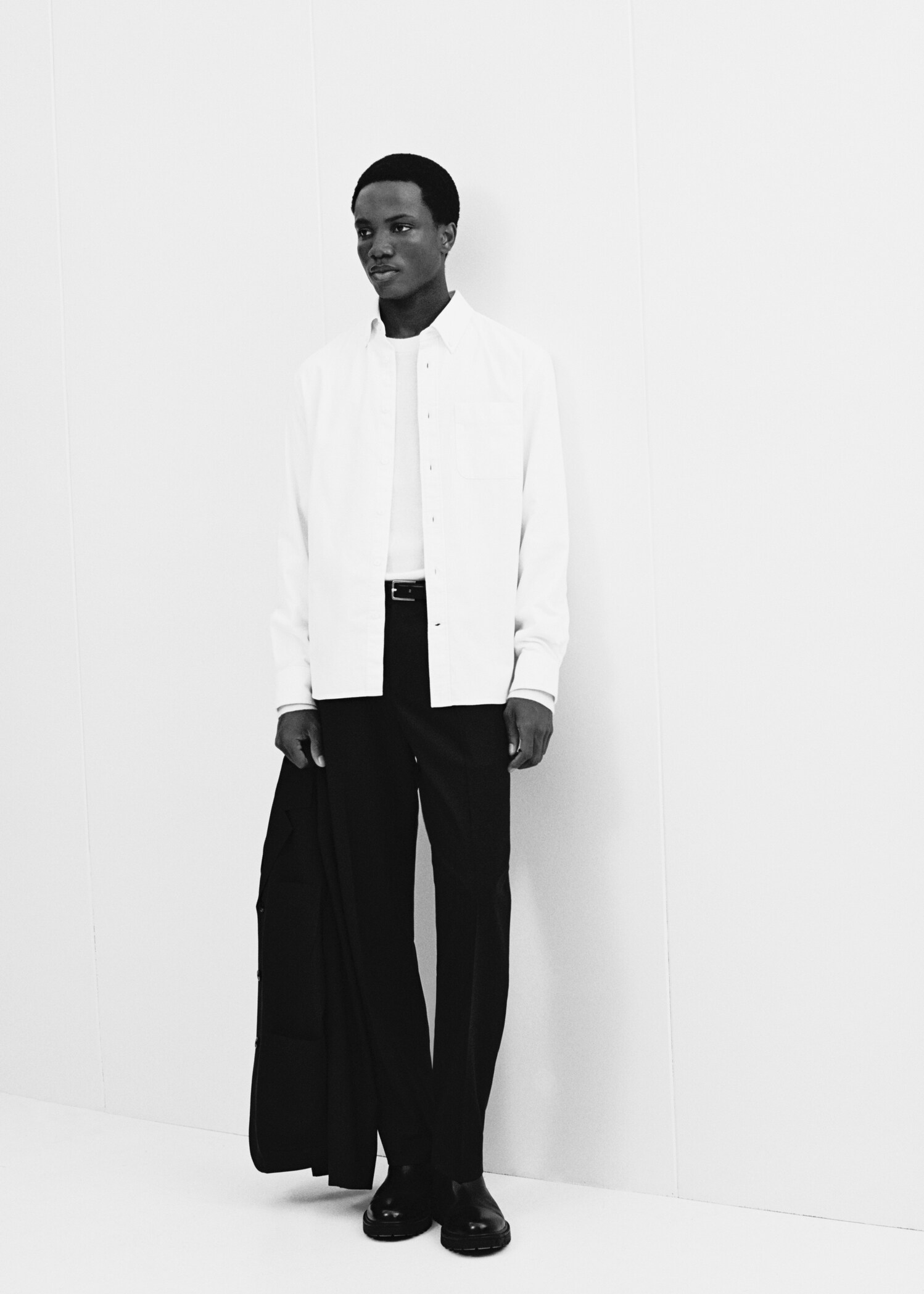 Classic-fit micro-corduroy shirt - Details of the article 3