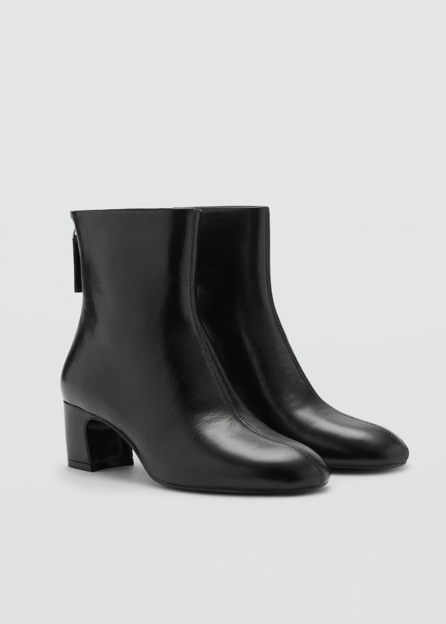 Zipped leather ankle boots - Medium plane