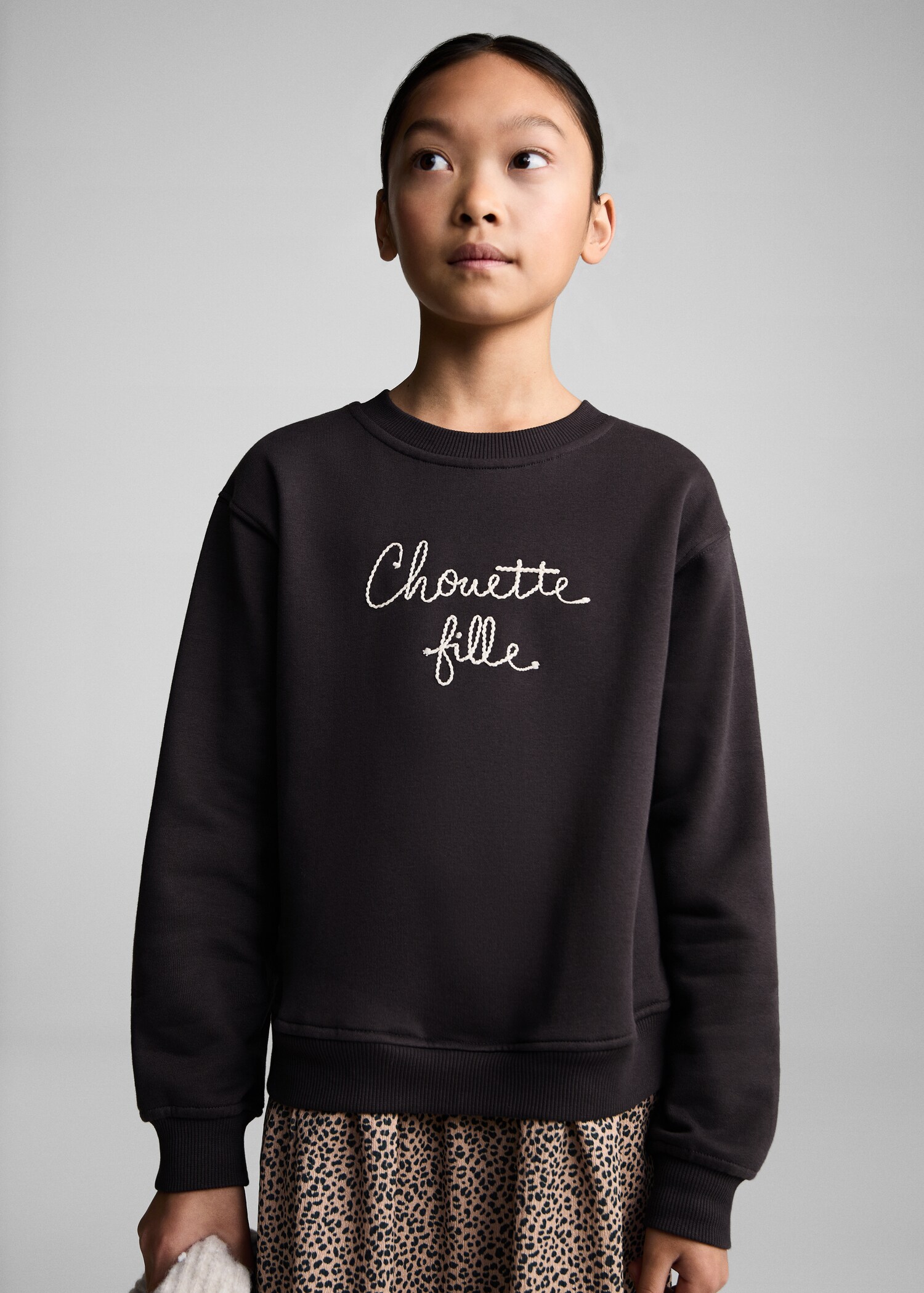 Robe sweat-shirt en imprimé animal - Plan moyen