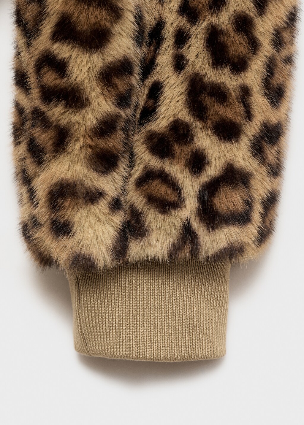 Fur-effect leopard-print jacket - Women | MANGO Niger Fur-effect leopard-print jacket - Women | MANGO Niger