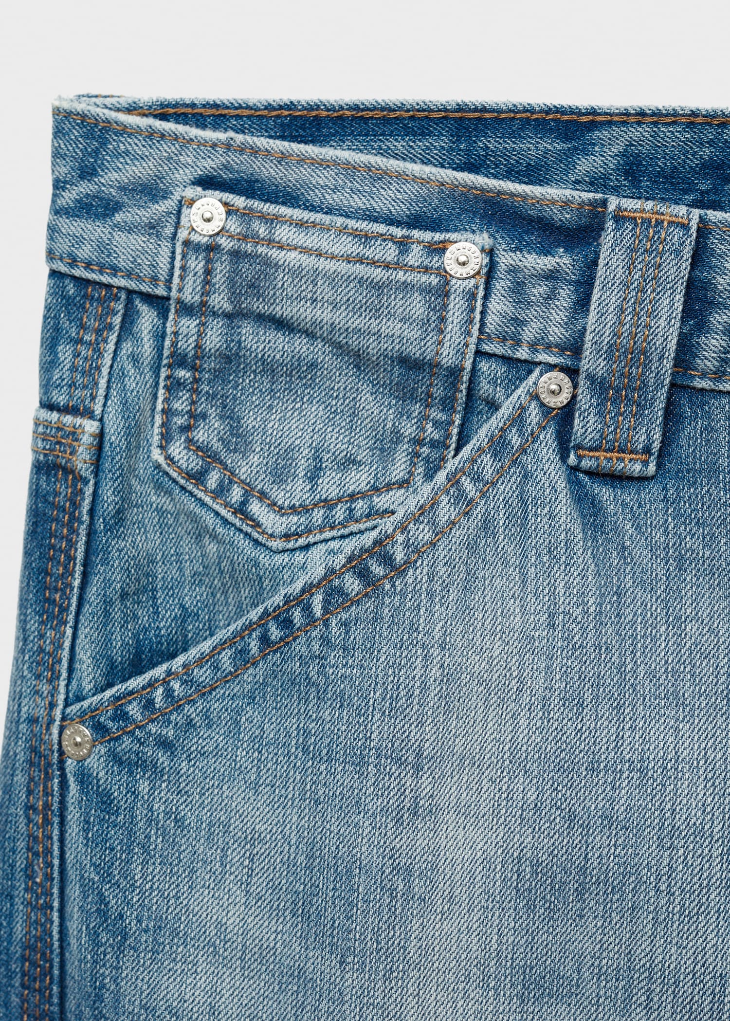 Wideleg jeans with decorative stitching - Details of the article 8