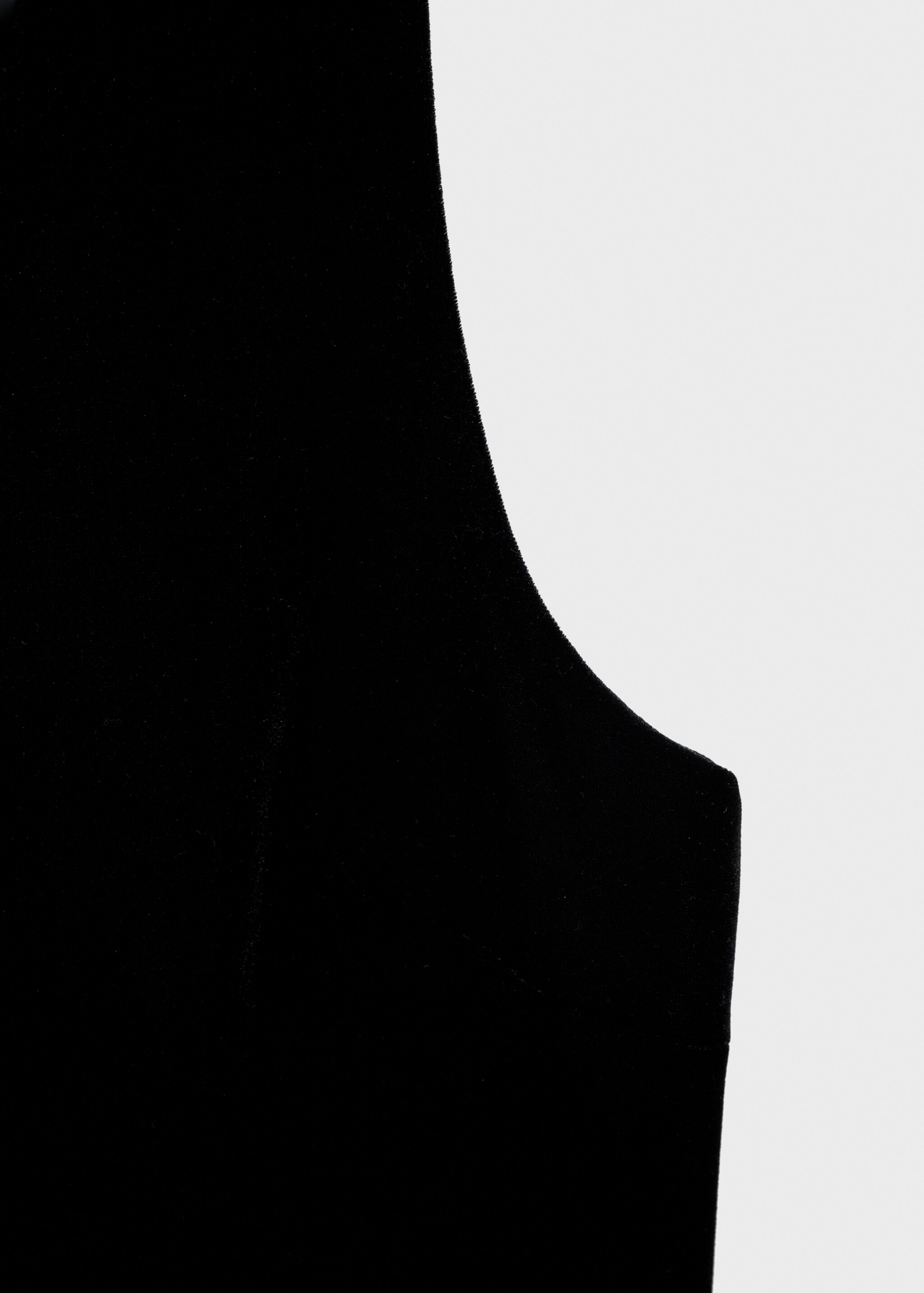 Cropped velvet vest - Details of the article 0, Black. Ref: 77069062-00.