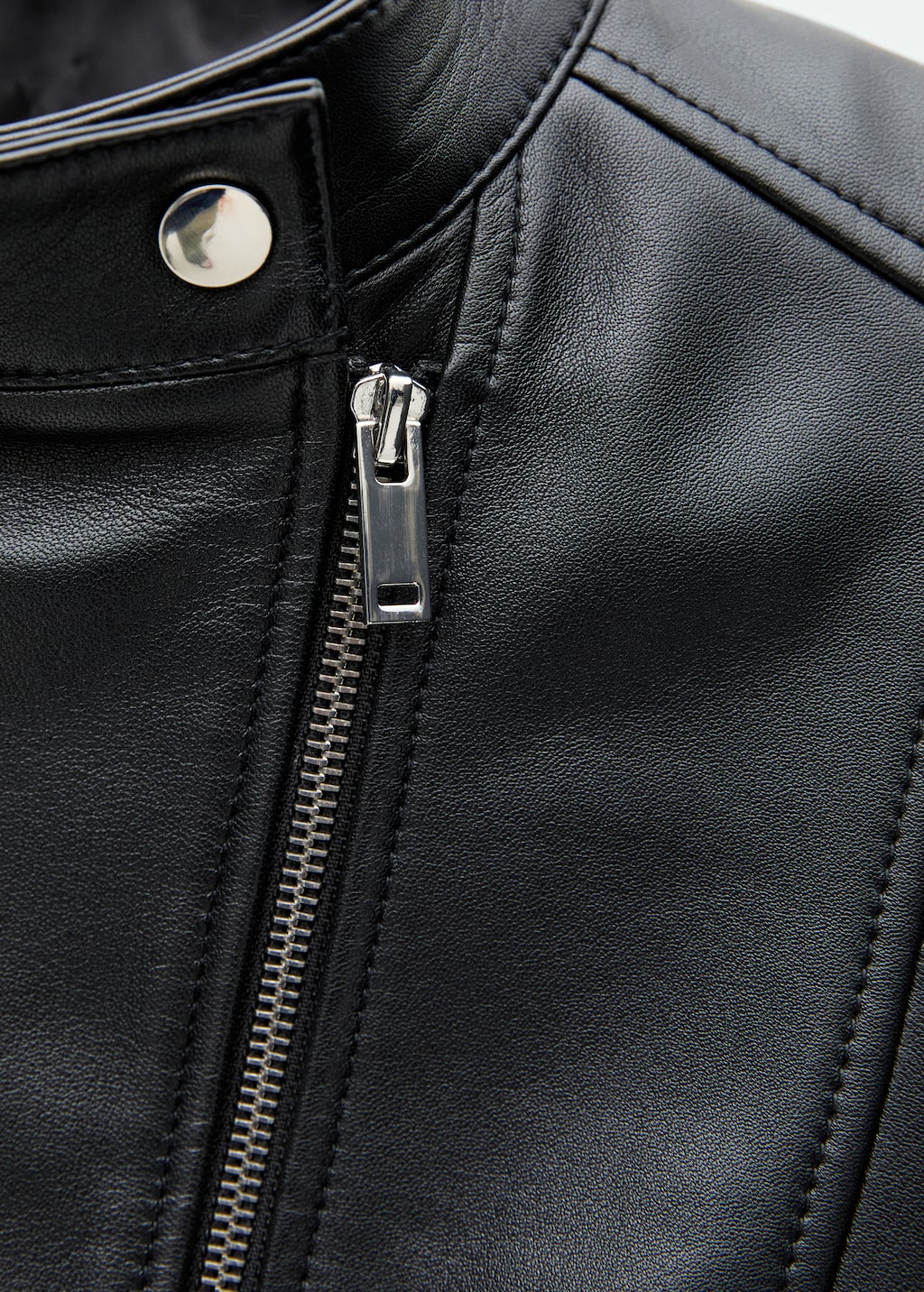 Mango Cropped leather biker jacket thumbnail