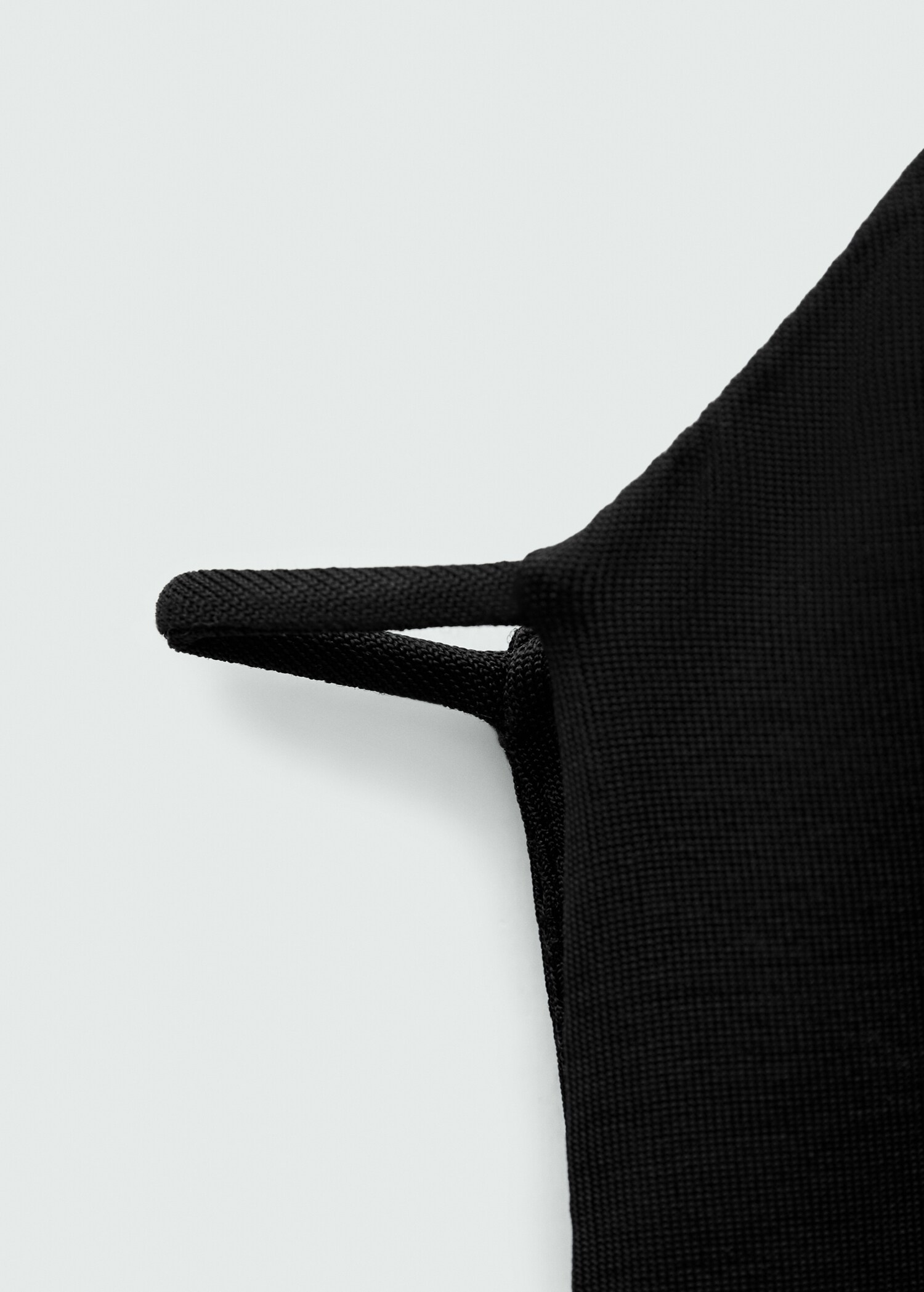 Short dress with side slits - Details of the article 8