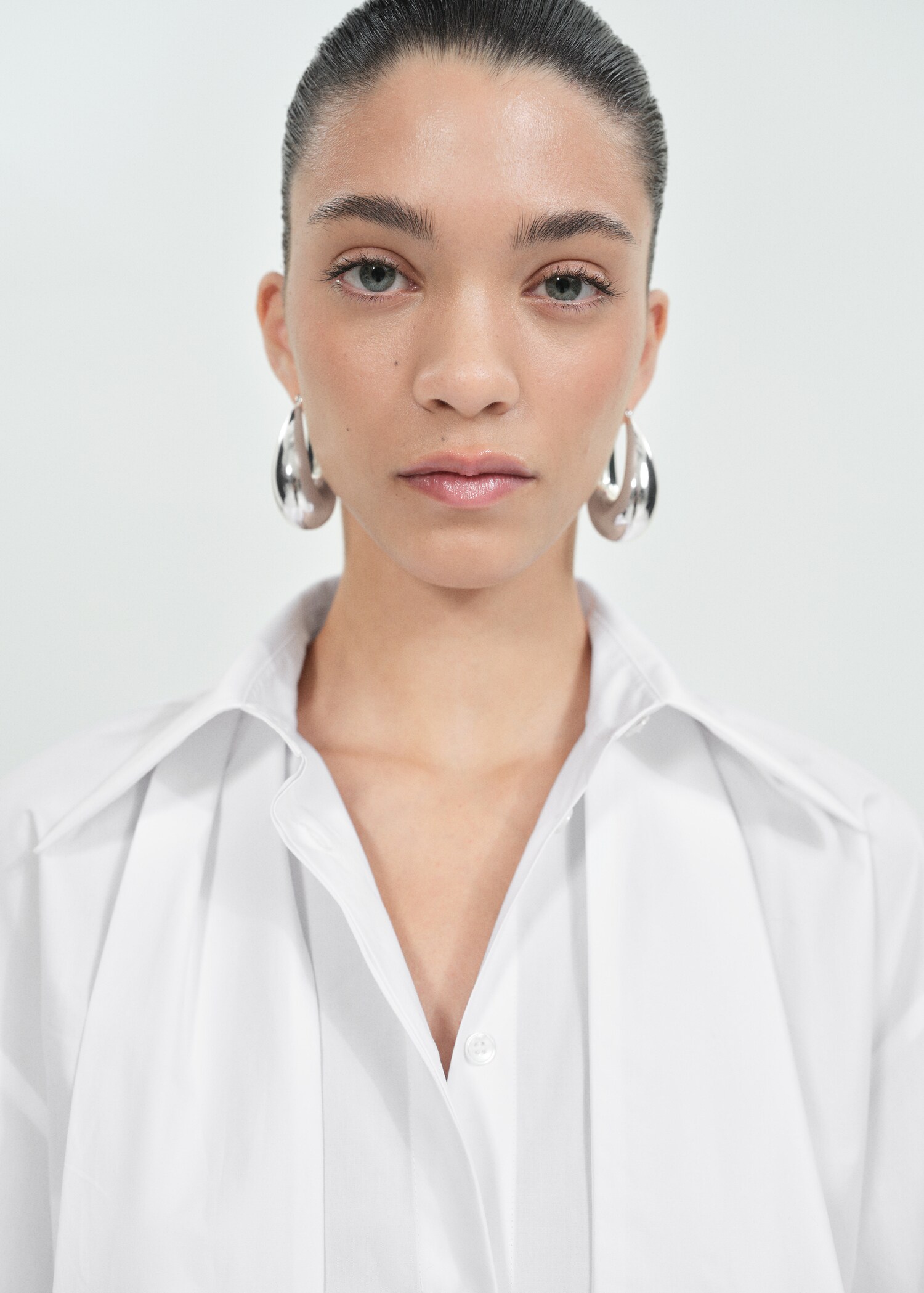 Oversized lace blouse - Details of the article 1