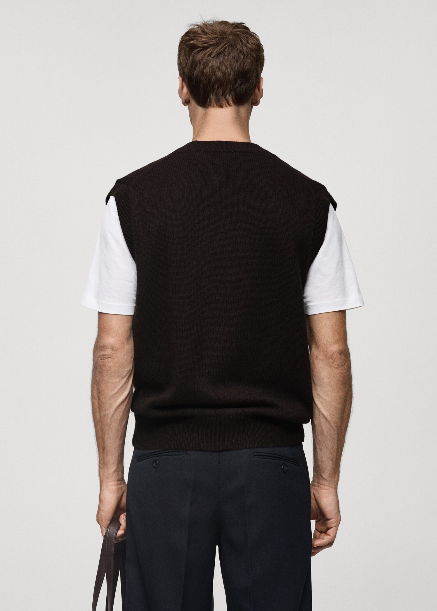 V-neck knitted vest - Reverse of the article