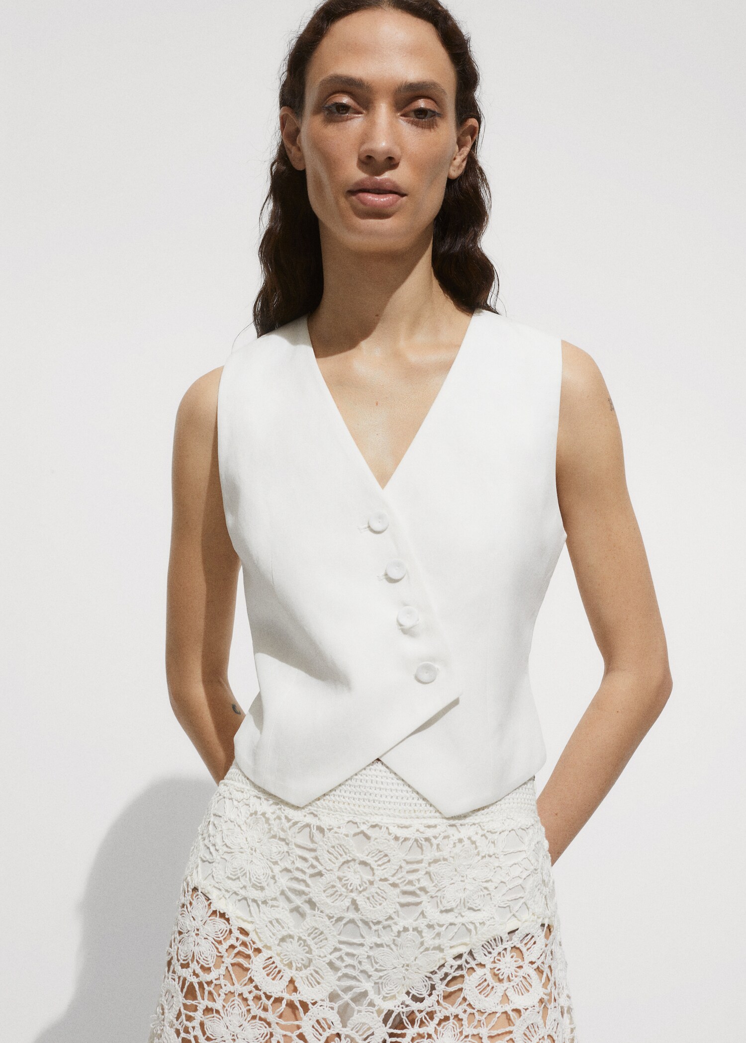 Crochet floral mini-skirt - Details of the article 2