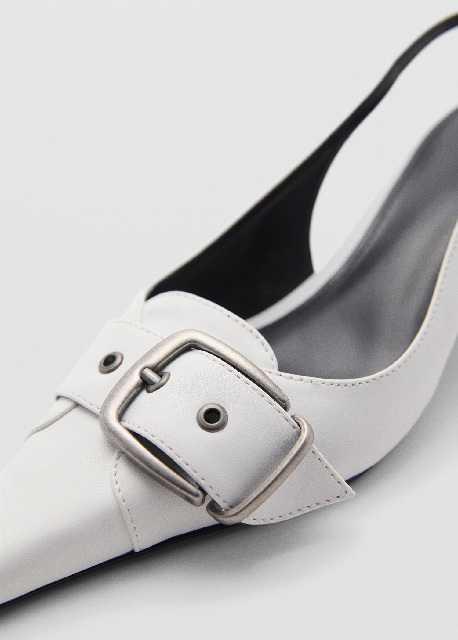 Chaussures ouvertes à l’arrière boucle - Détail de l'article 2