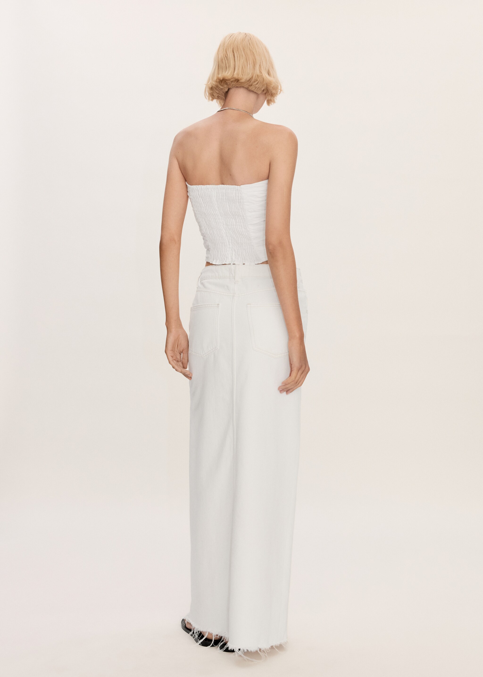 Slit denim skirt - Reverse of the article
