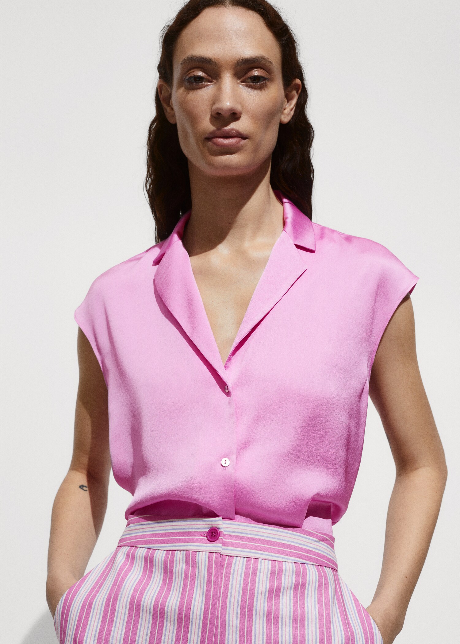 Camisa fluida satinada - Plano medio