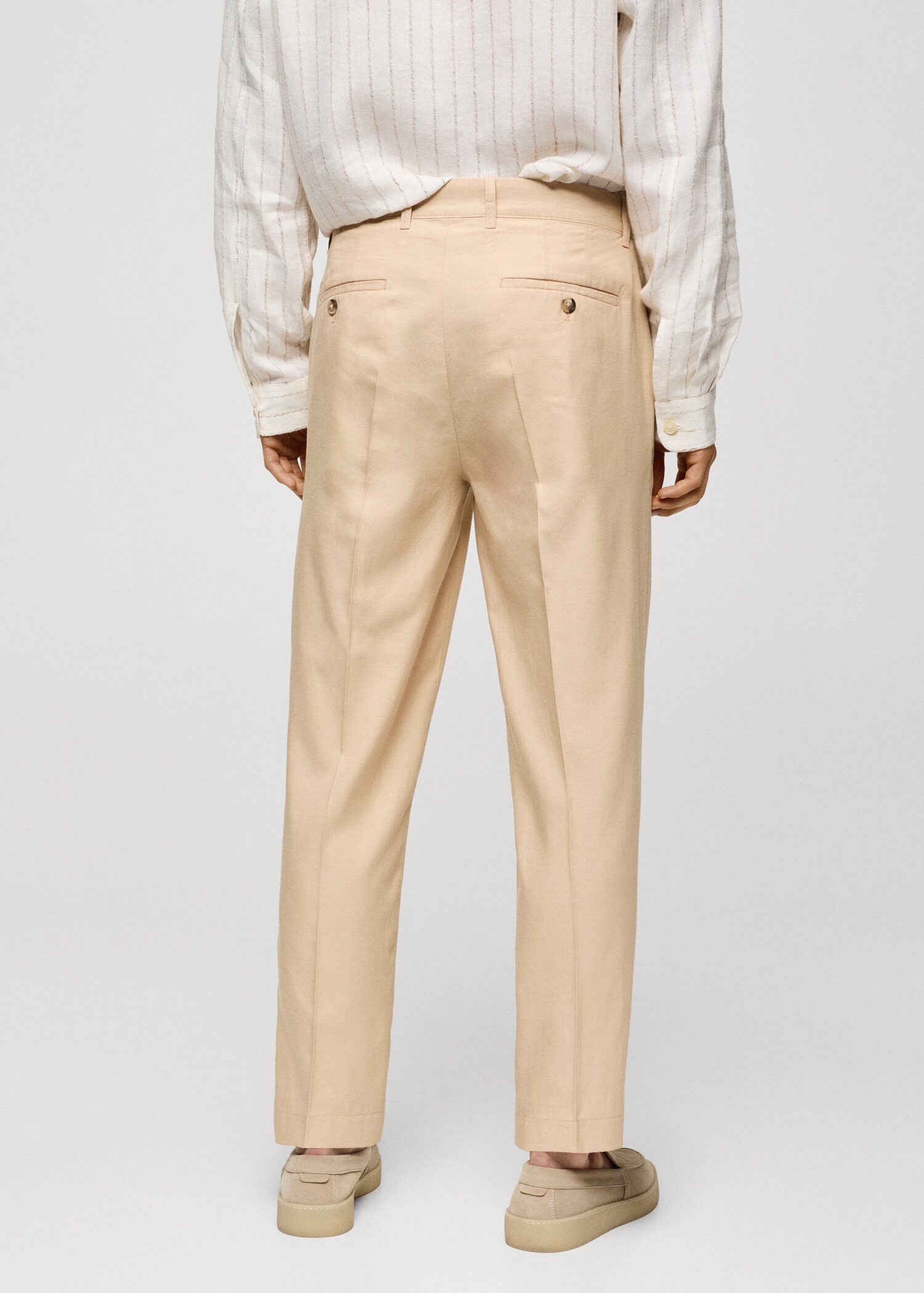 Cotton lyocell pleated pants - Reverse of the article