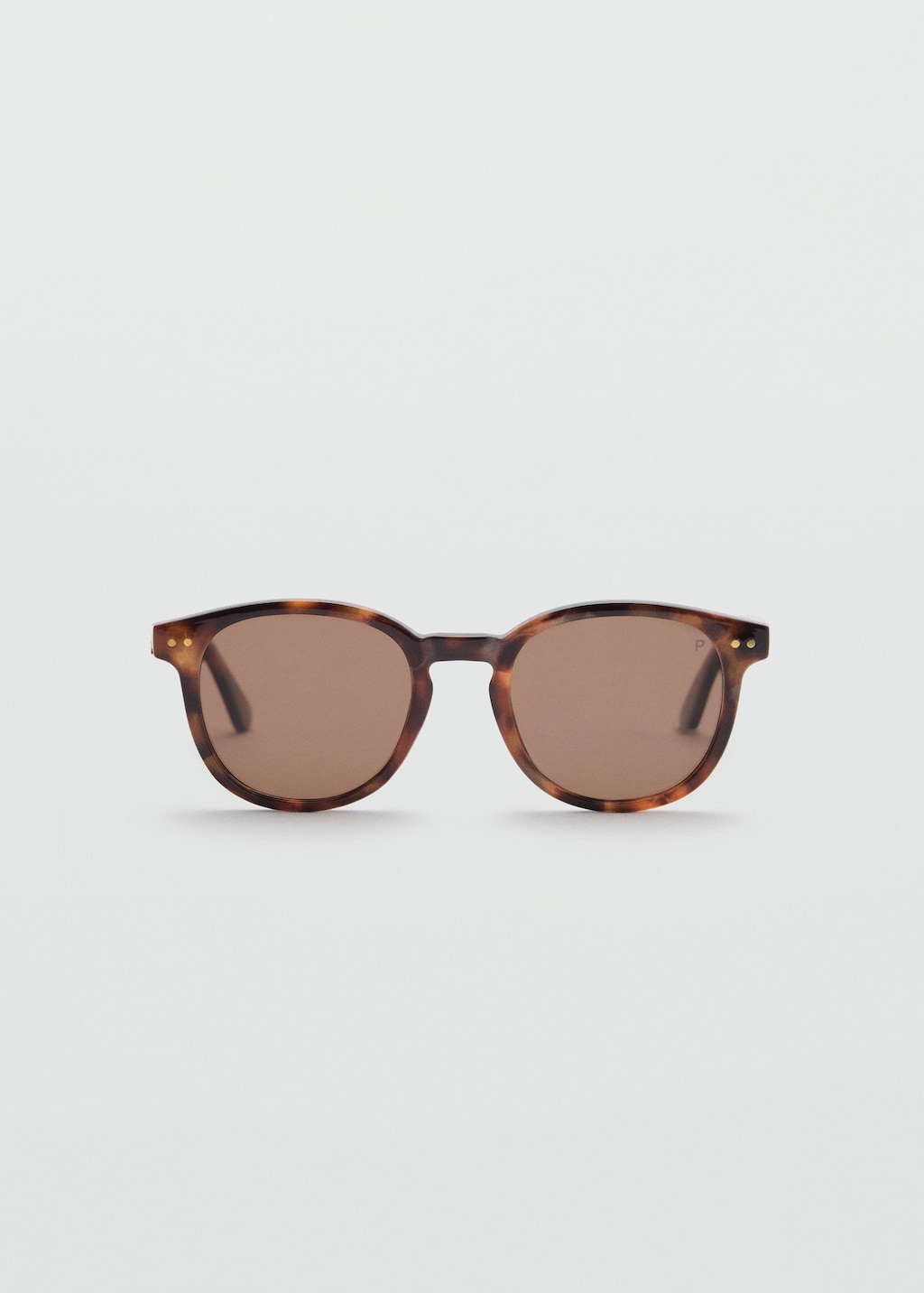 Polarised sunglasses