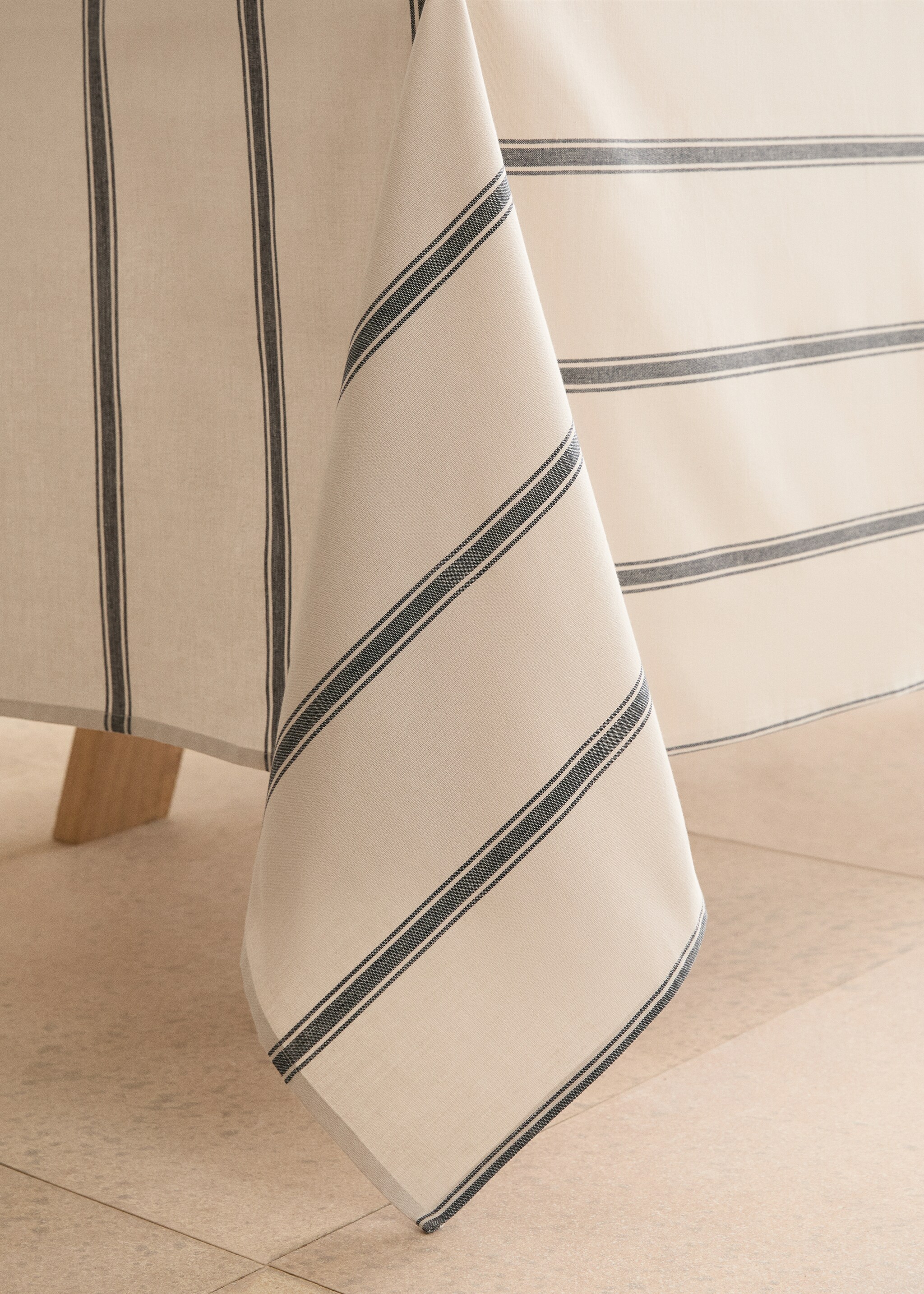 100% cotton striped tablecloth 170x250cm - Details of the article 8