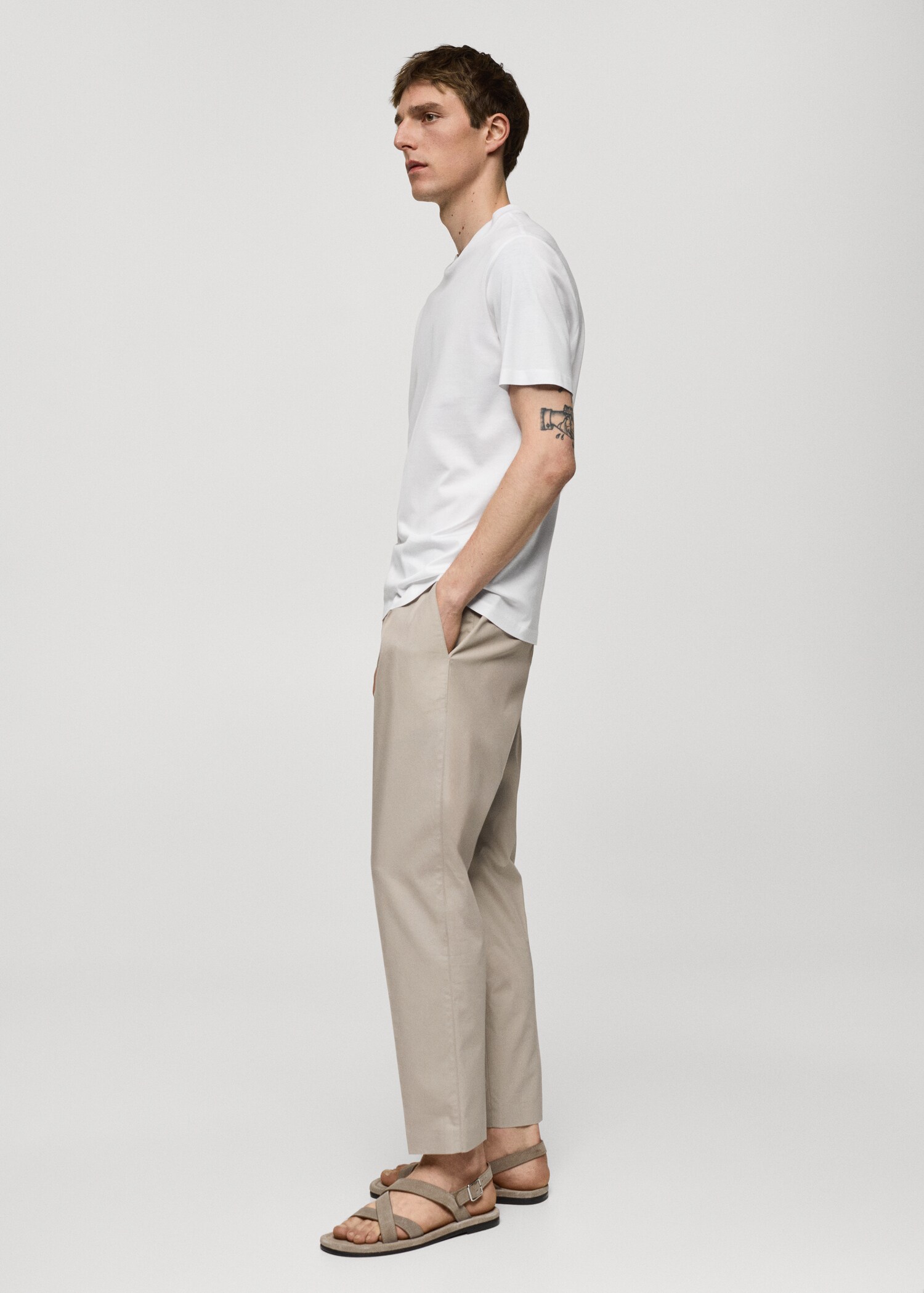 Camiseta slim fit 100% algodón - Detalle del artículo 2