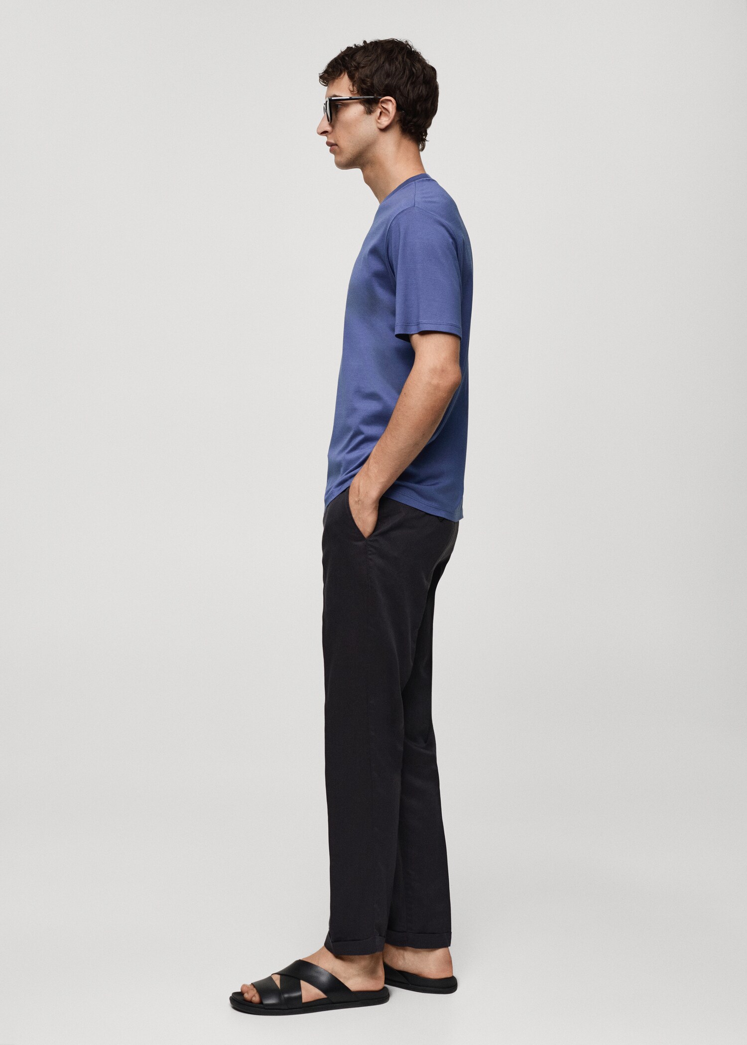 Camiseta slim fit 100% algodón - Detalle del artículo 2