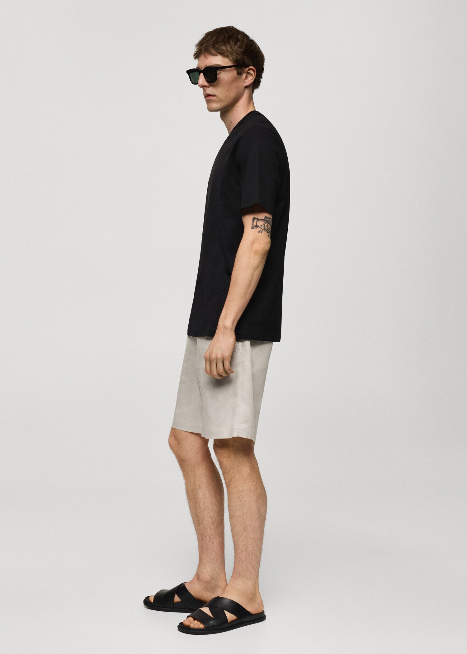 Camiseta slim fit 100% algodón - Detalle del artículo 2