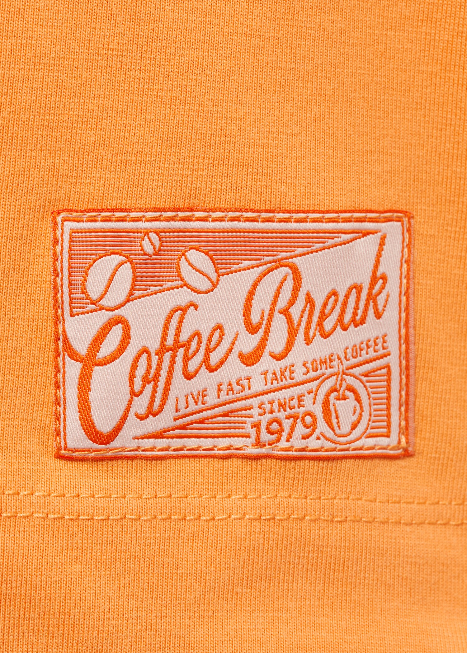 100% cotton printed t-shirt - Details of the article 0