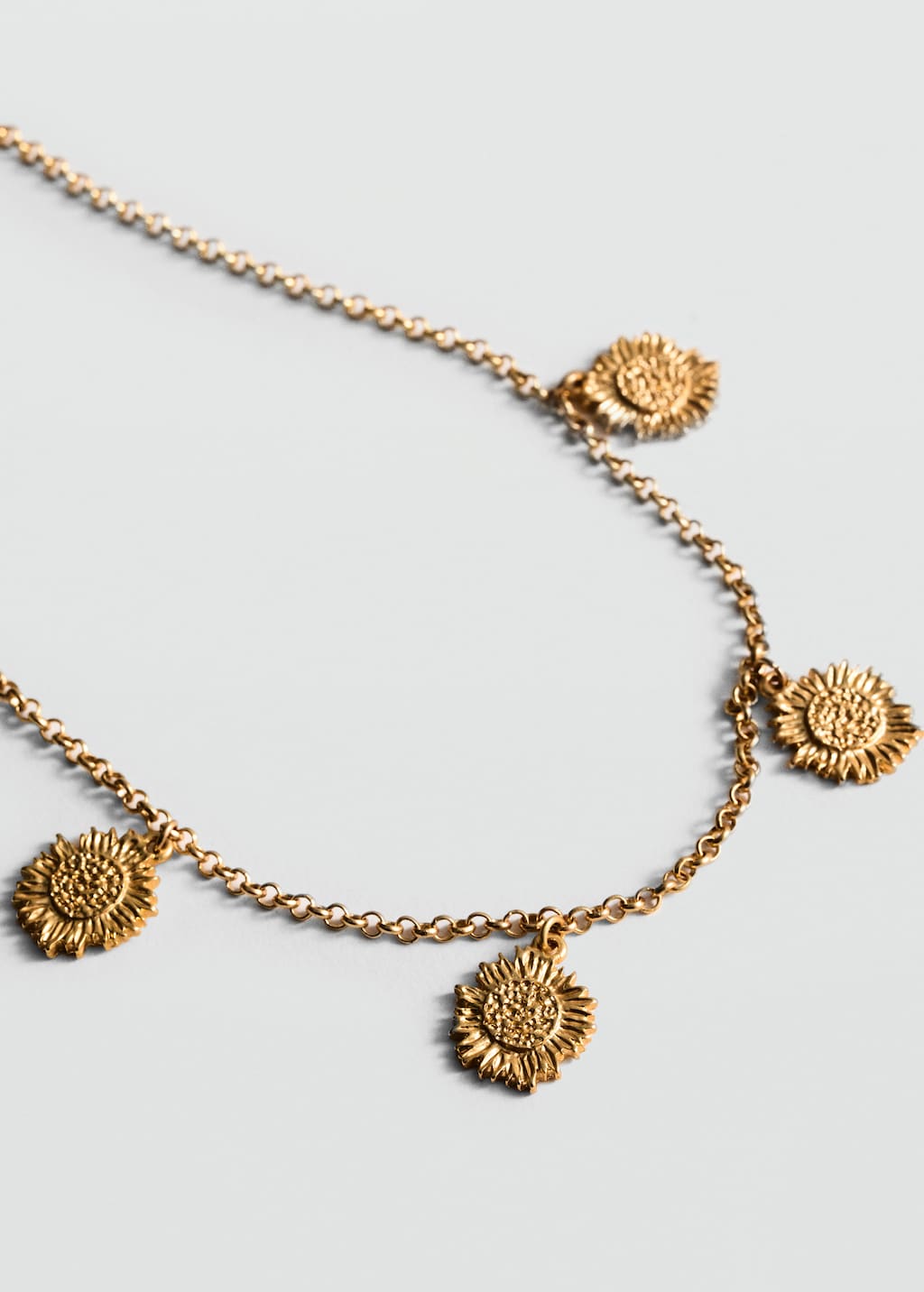 Flower pendant necklace Women MANGO Canada