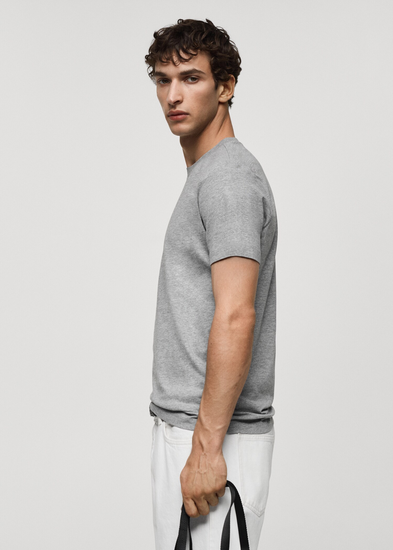 Slim-fit cotton t-shirt - Details of the article 2
