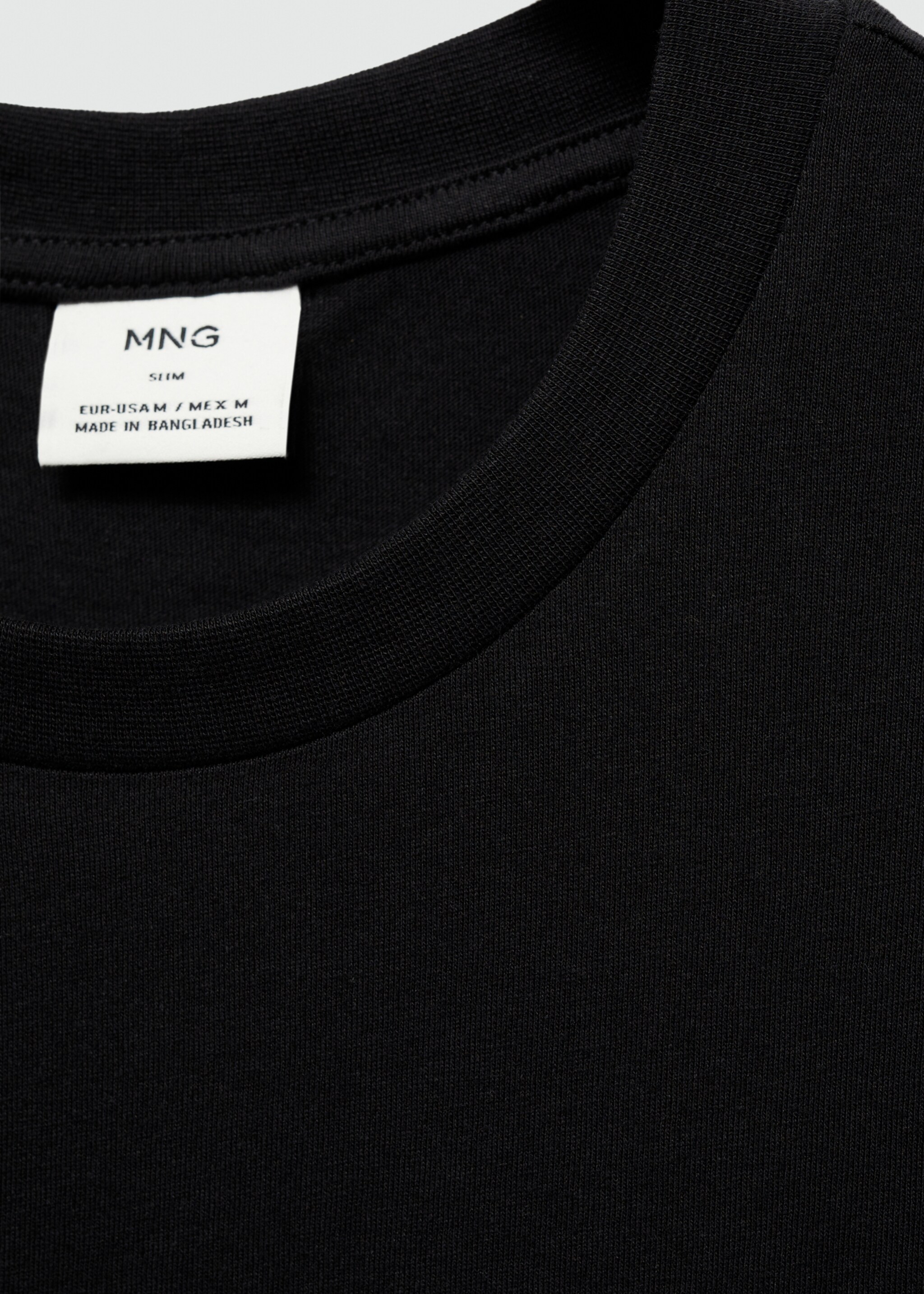 Basic-T-Shirt aus Stretchbaumwolle - Detail des Artikels 8