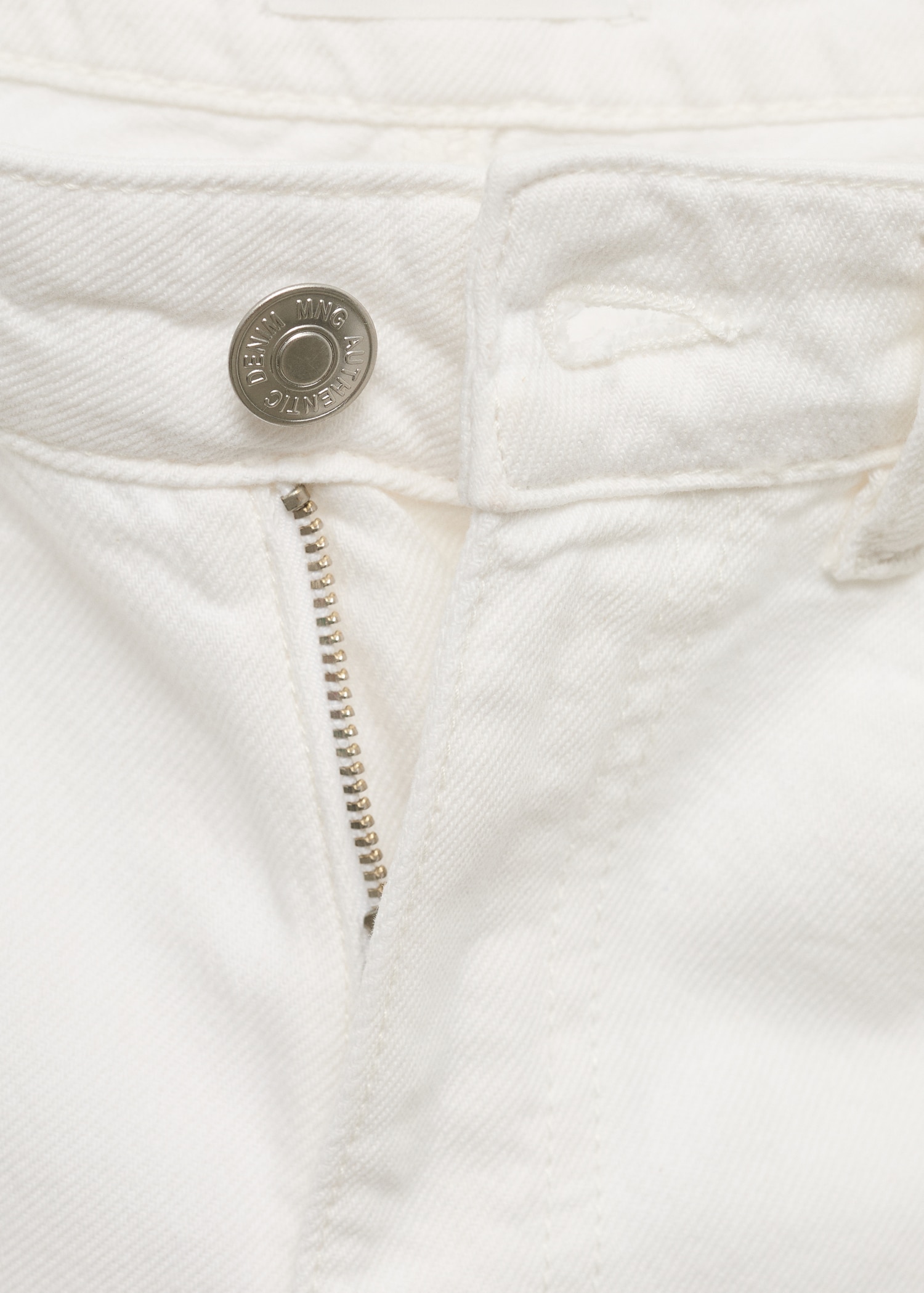 Frayed hem shorts - Details of the article 0
