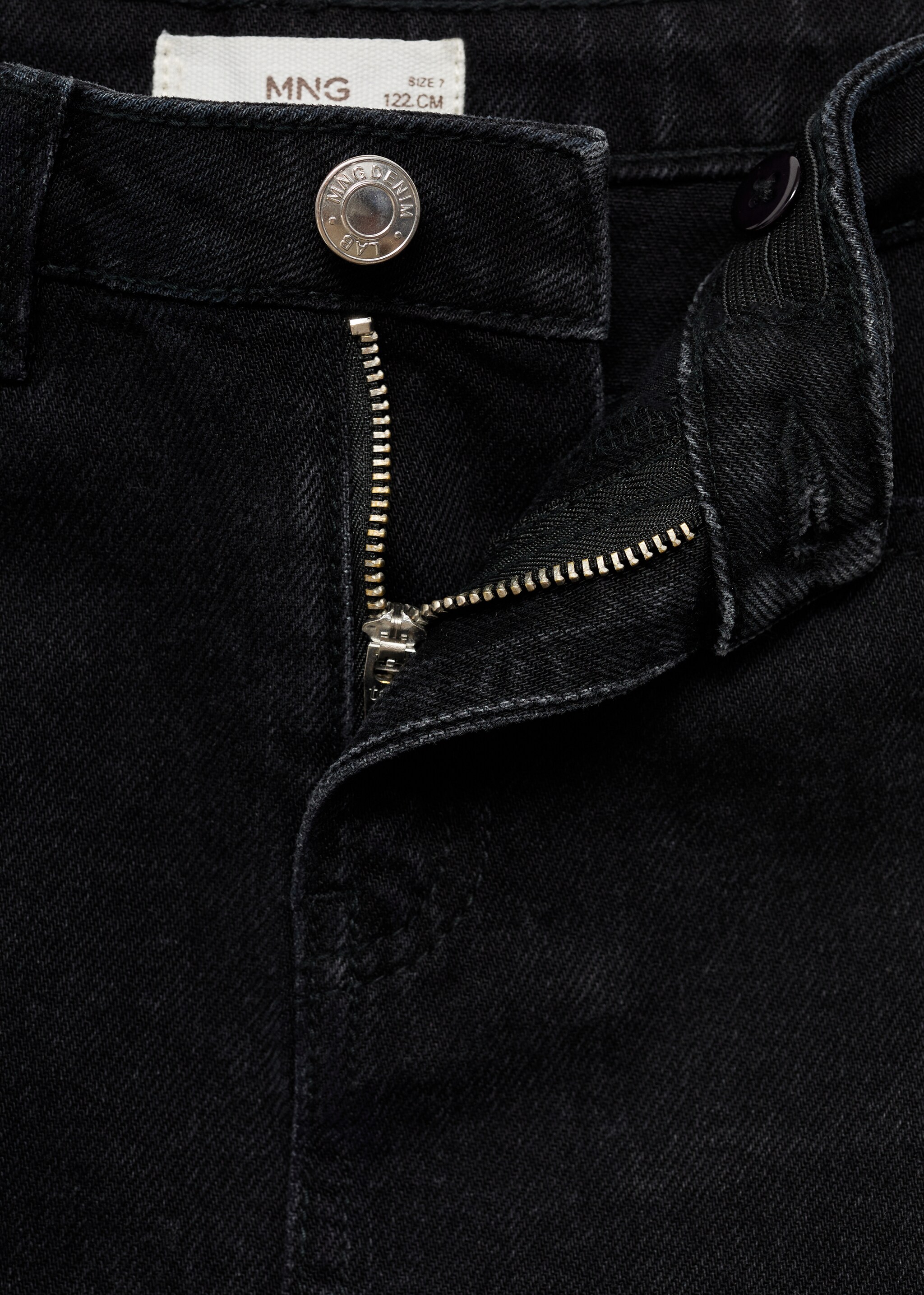 Short denim skirt - Details of the article 8