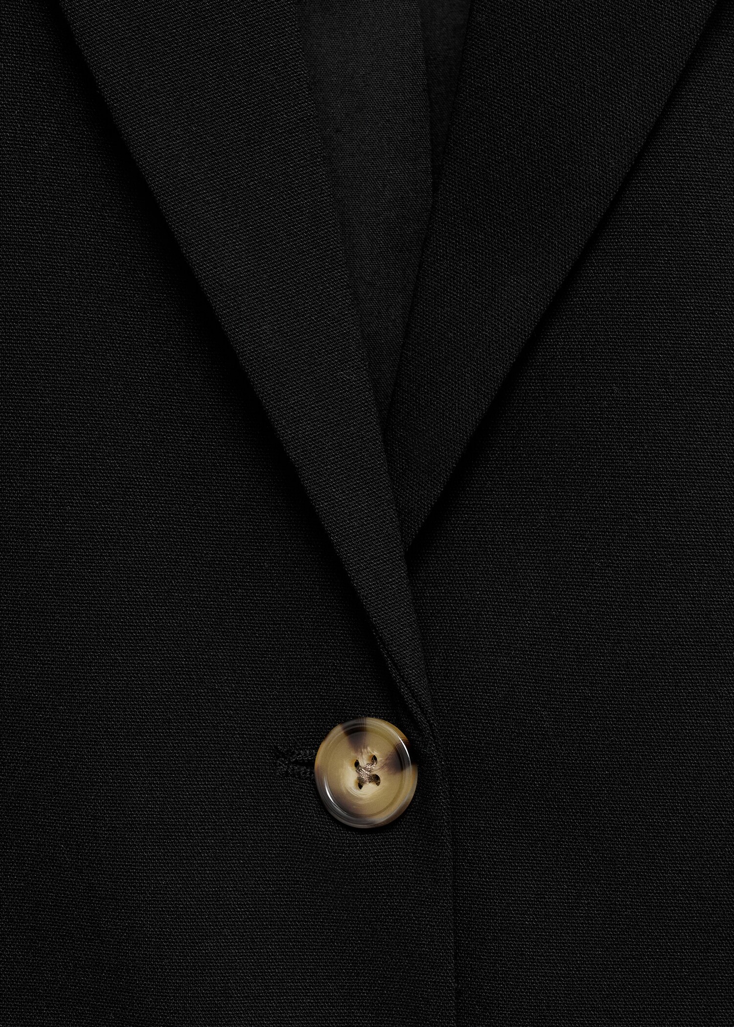 Long gilet with openings - Details of the article 8