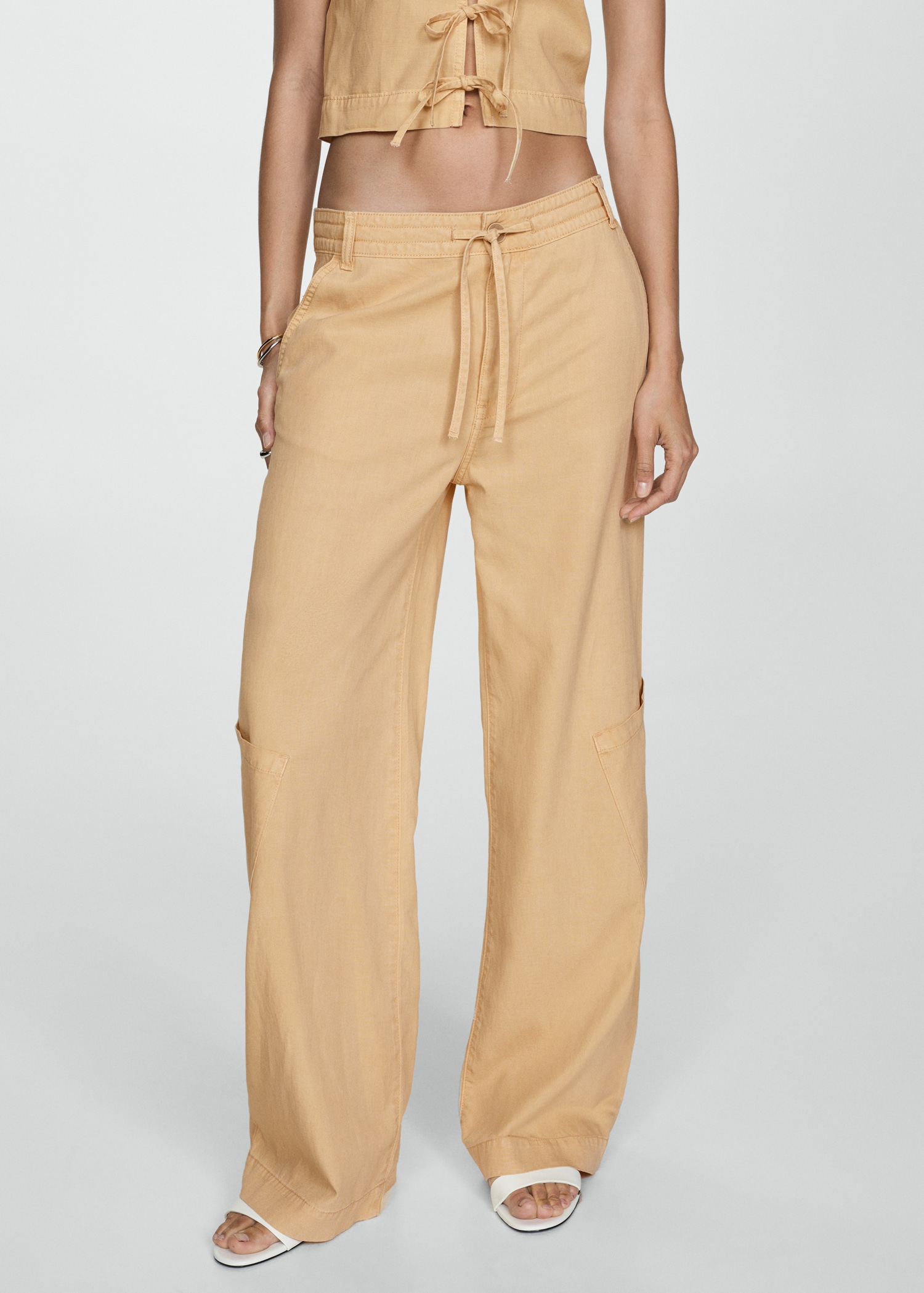 Lyocell trousers with adjustable drawstring - Women | MANGO USA
