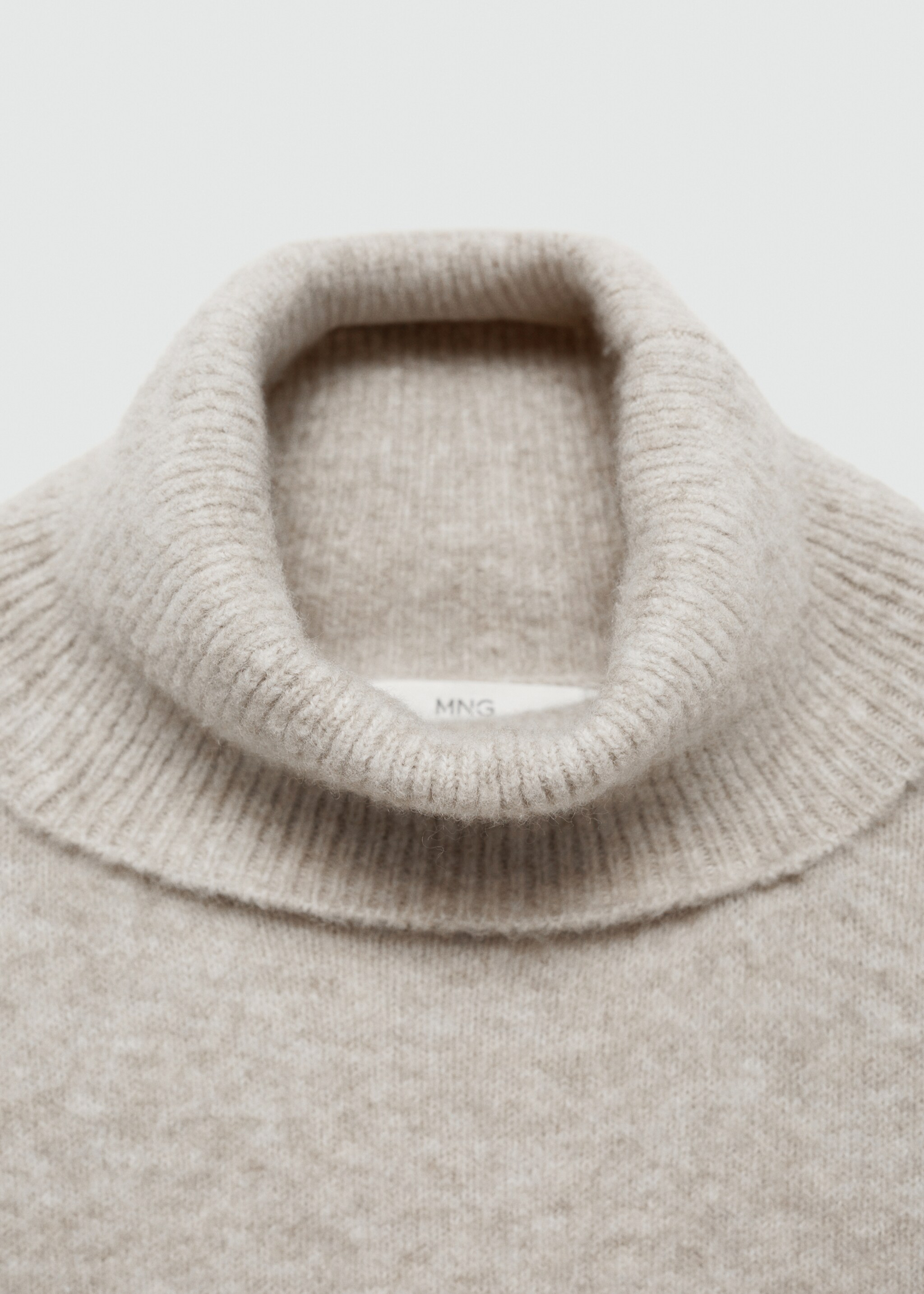 Turtleneck knit sweater - Details of the article 8