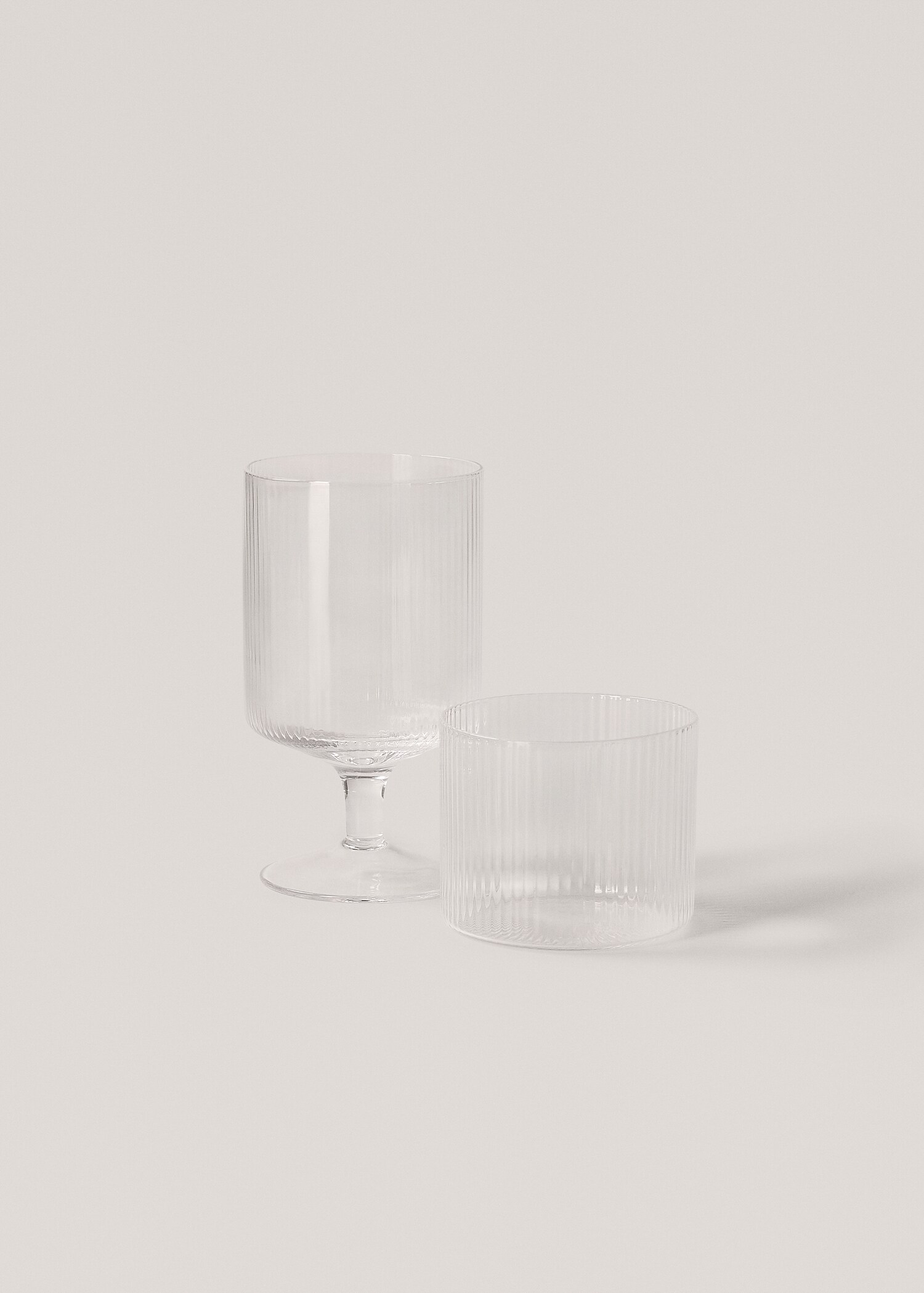 Striped glass tumbler - Details of the article 3