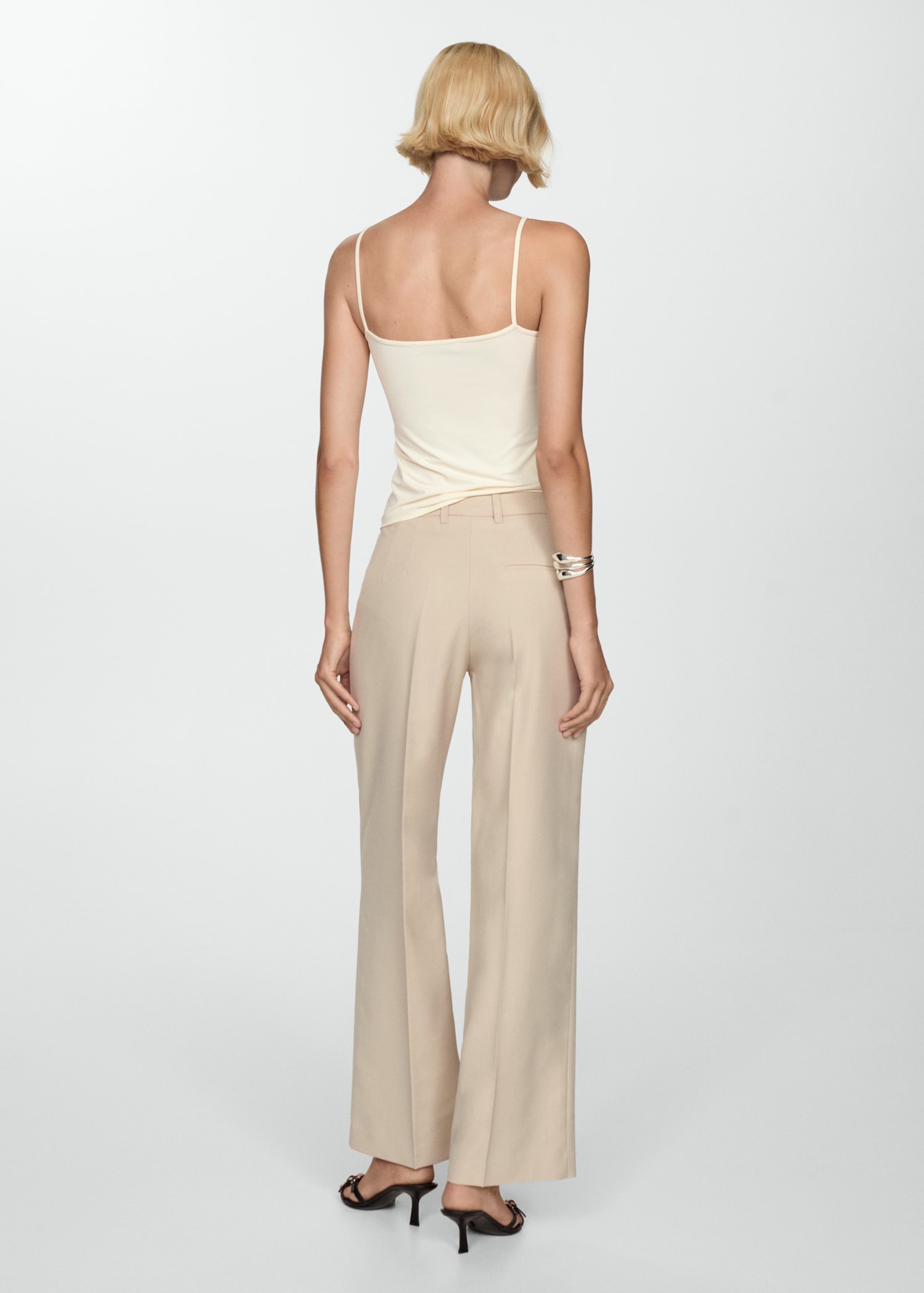 Straight-fit pleated trousers - Reverse of the article