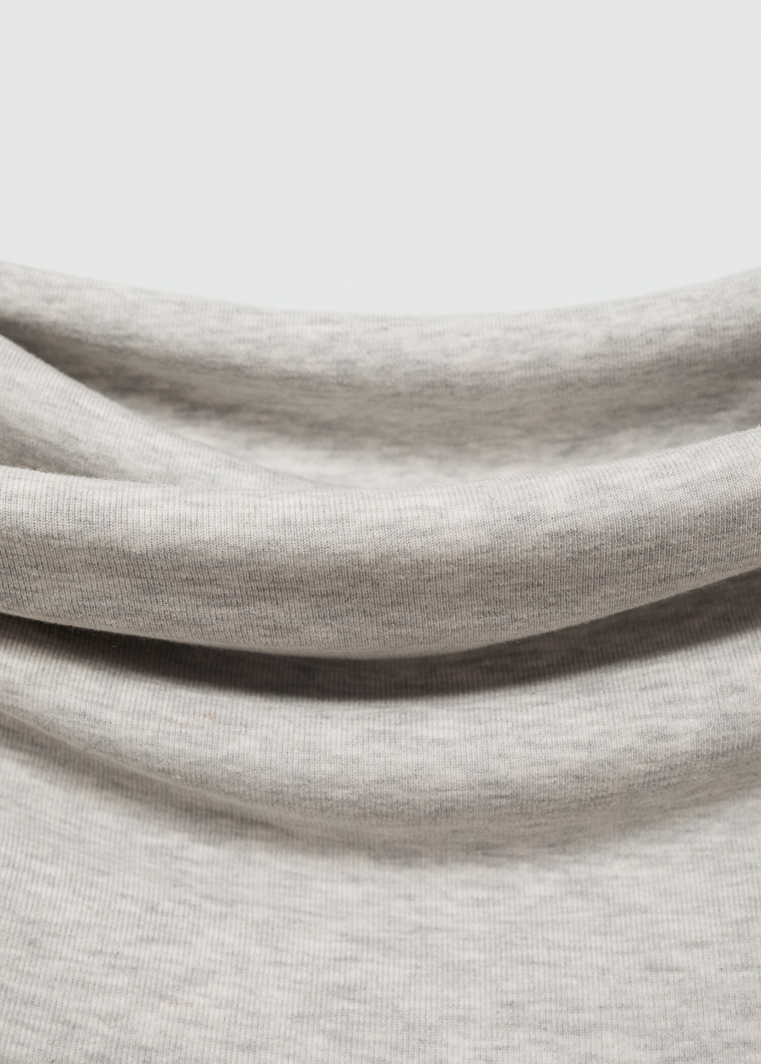 Off shoulders T-shirt - Details of the article 8