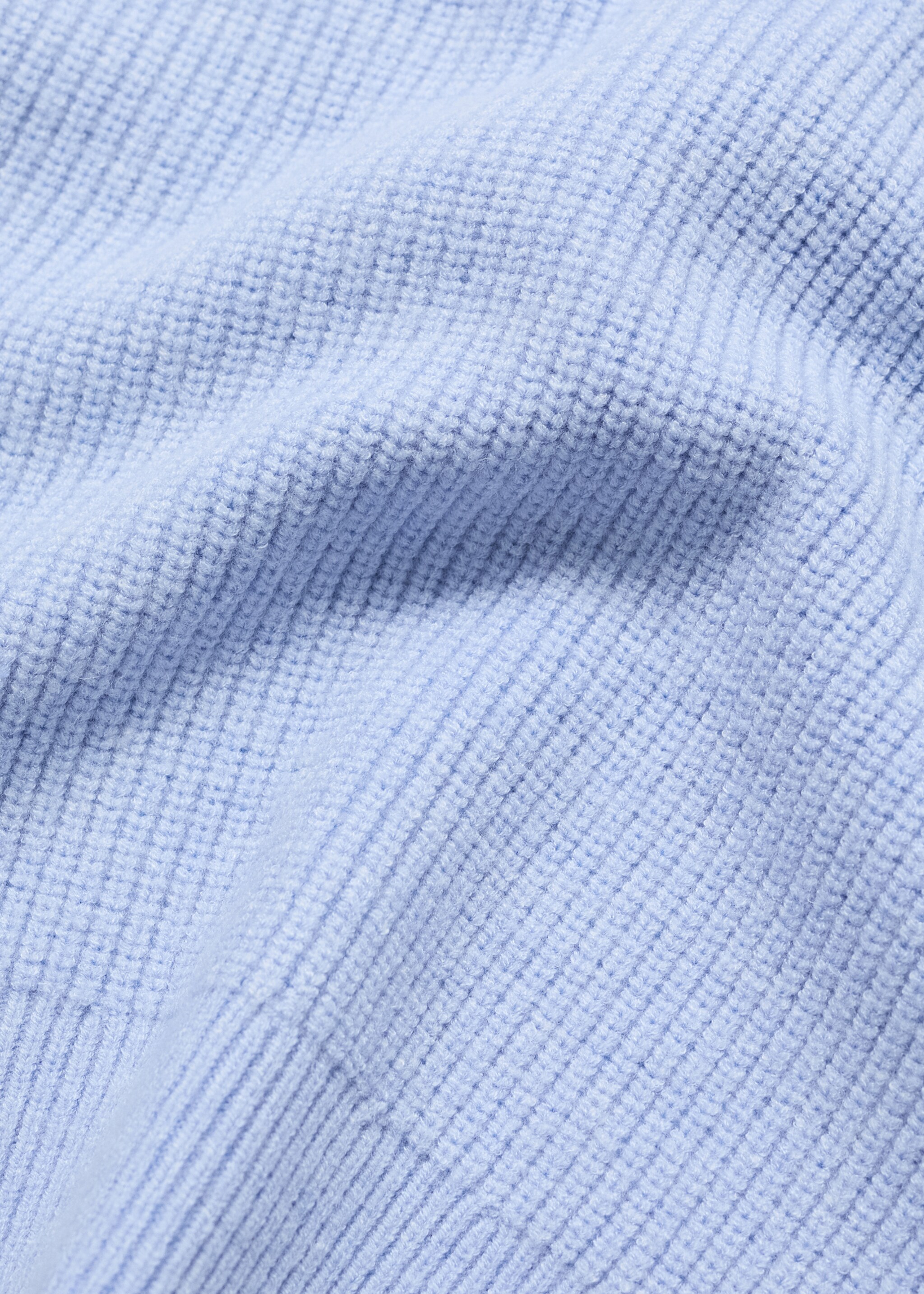 Contrast V-neck vest - Details of the article 0, Sky Blue. Ref: 77074034-00.