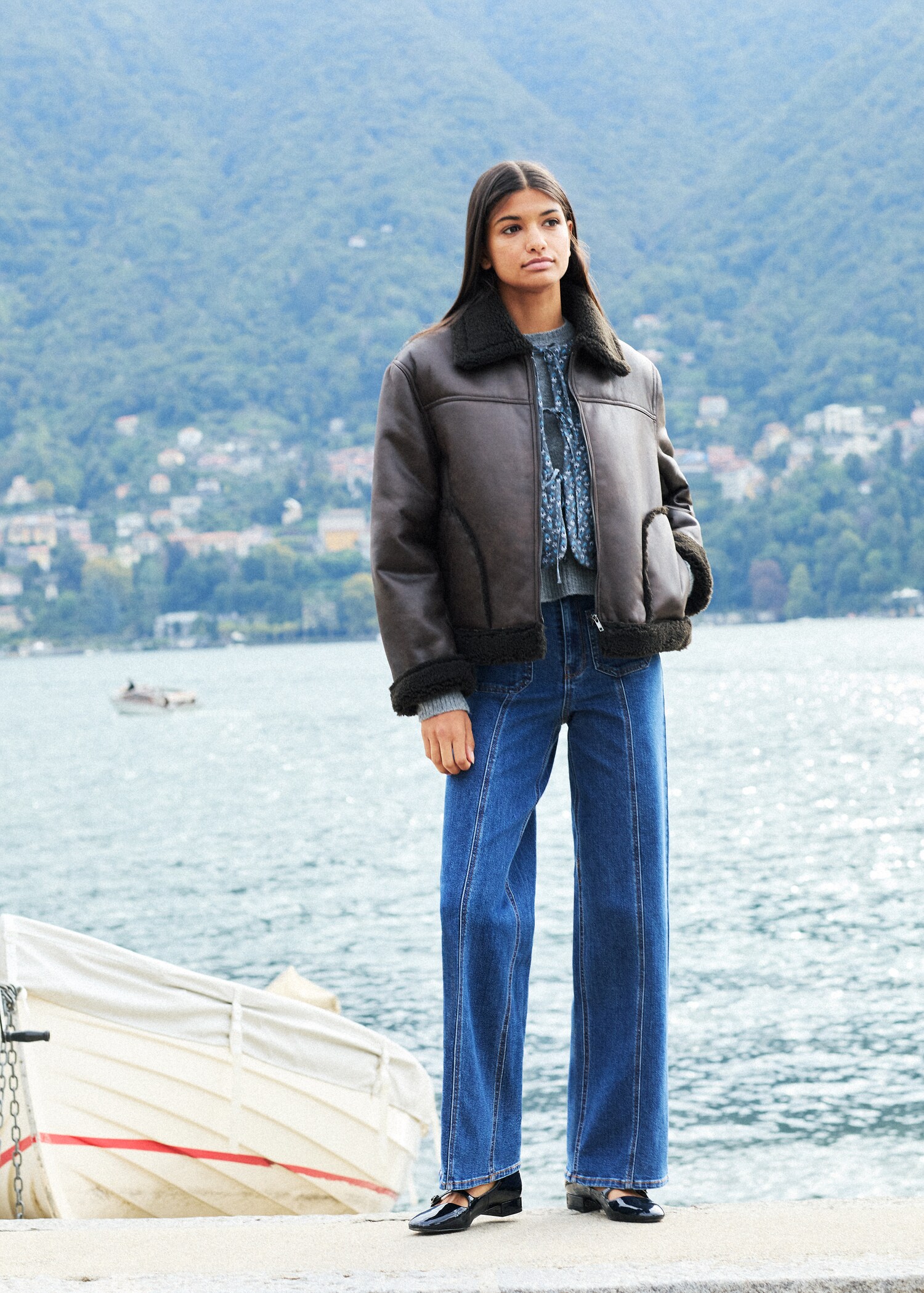 Wideleg jeans with decorative seams - Details of the article 6