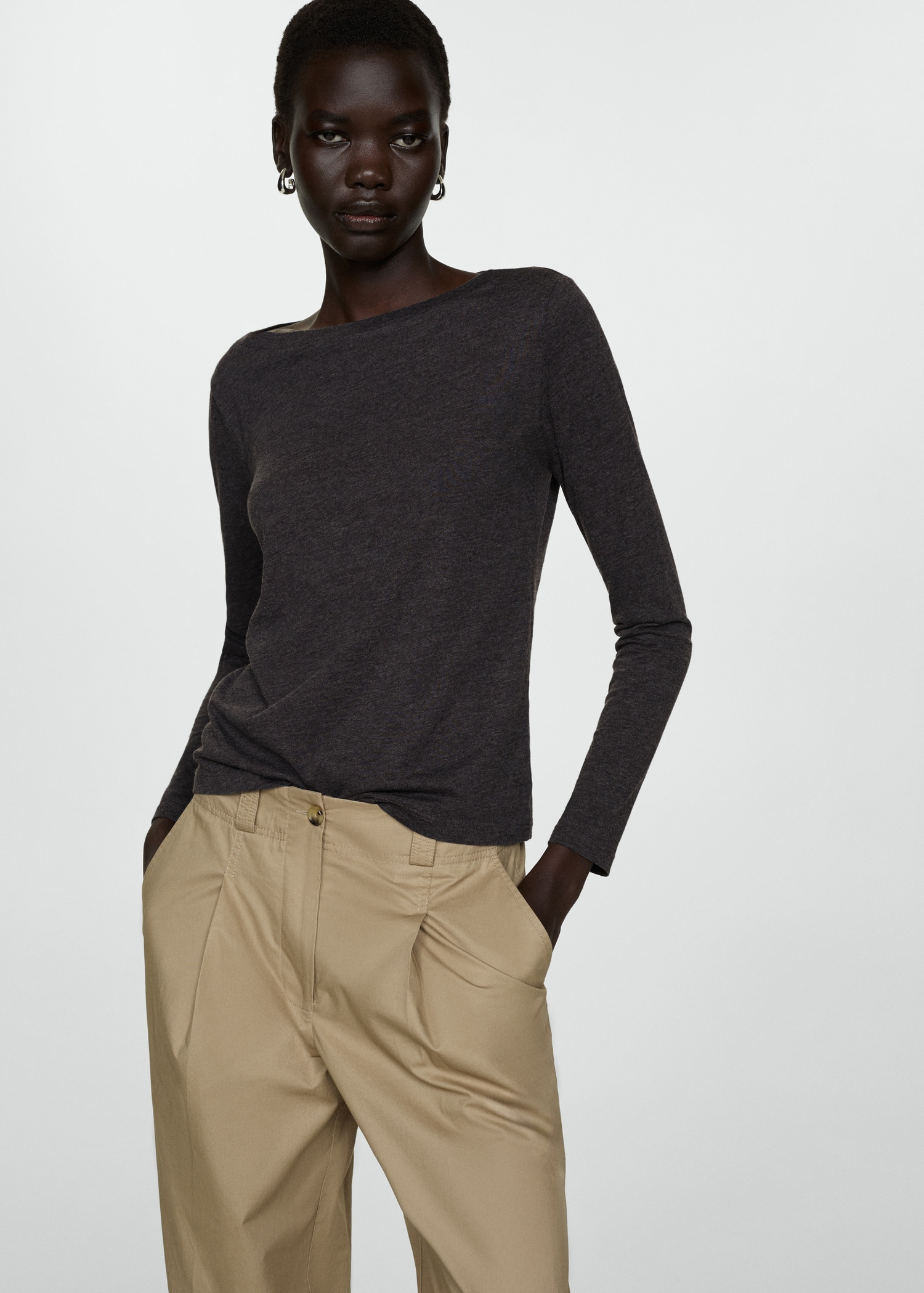 Long-sleeved boat-neck t-shirt - Medium plane