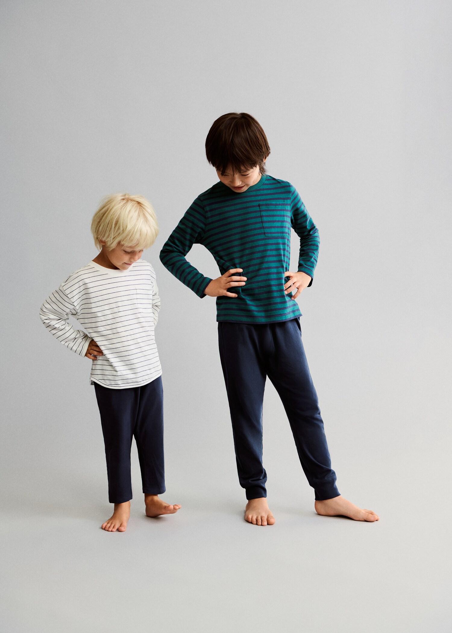 Striped long pyjamas - Details of the article 5