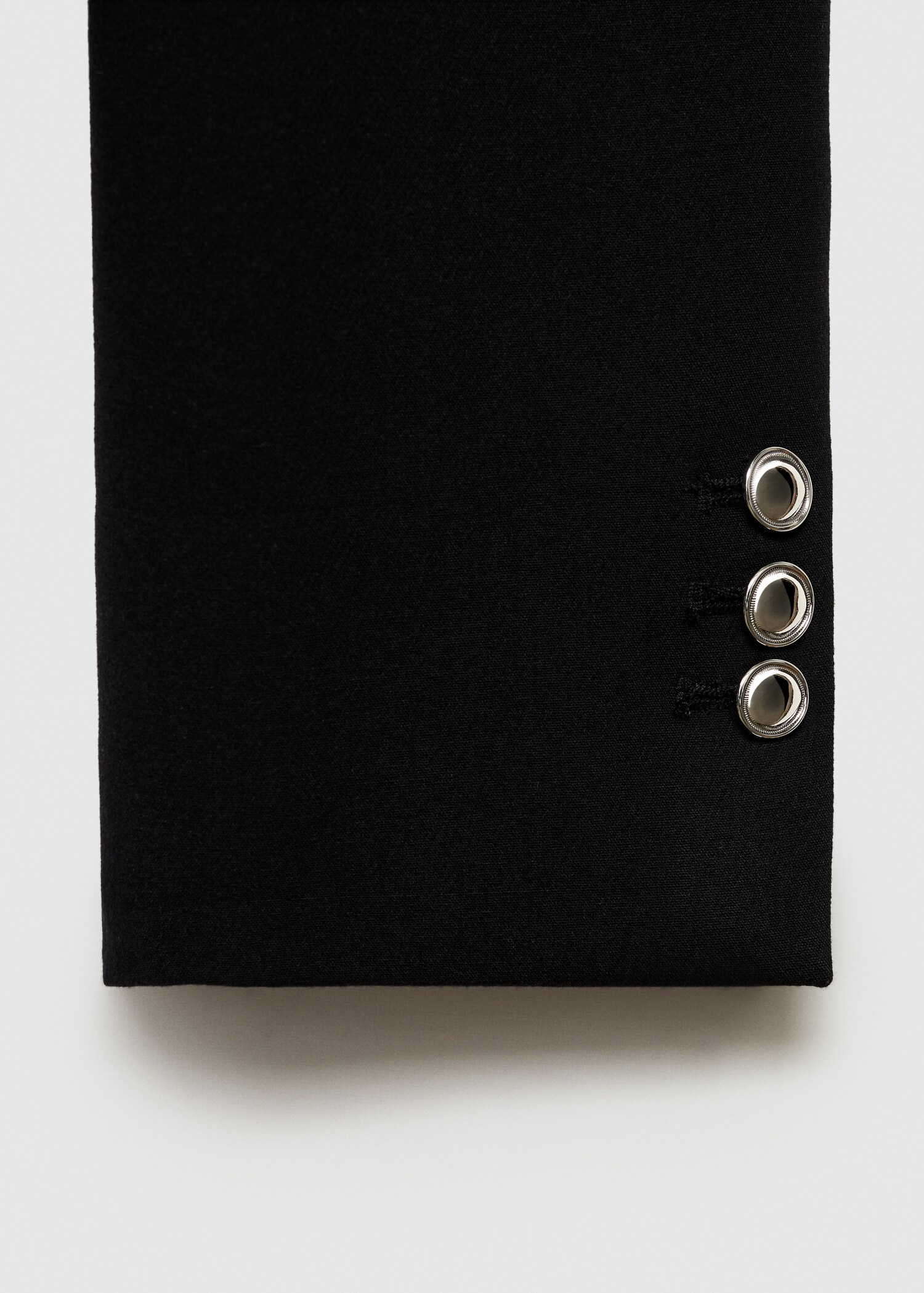Buttoned cropped jacket - Details of the article 0