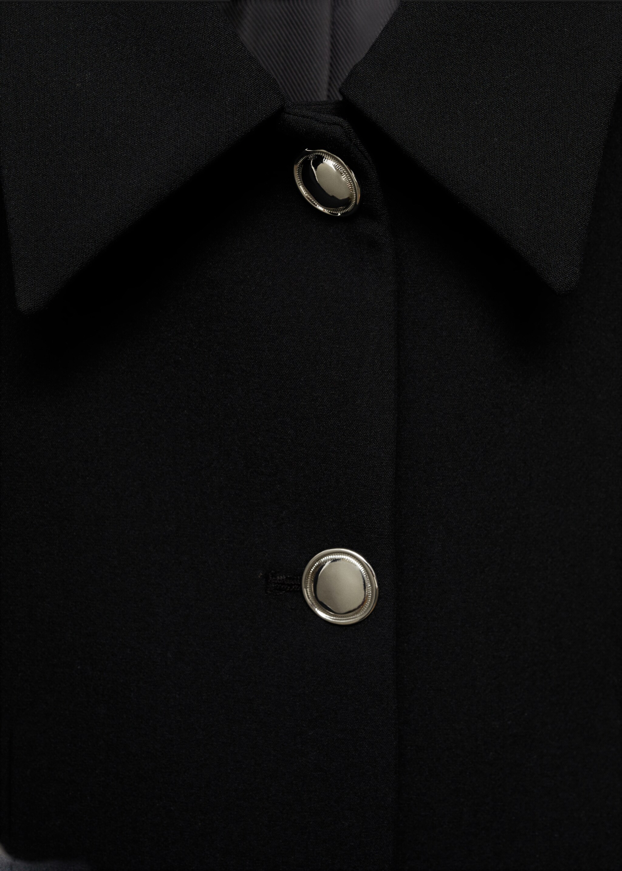 Buttoned cropped jacket - Details of the article 8