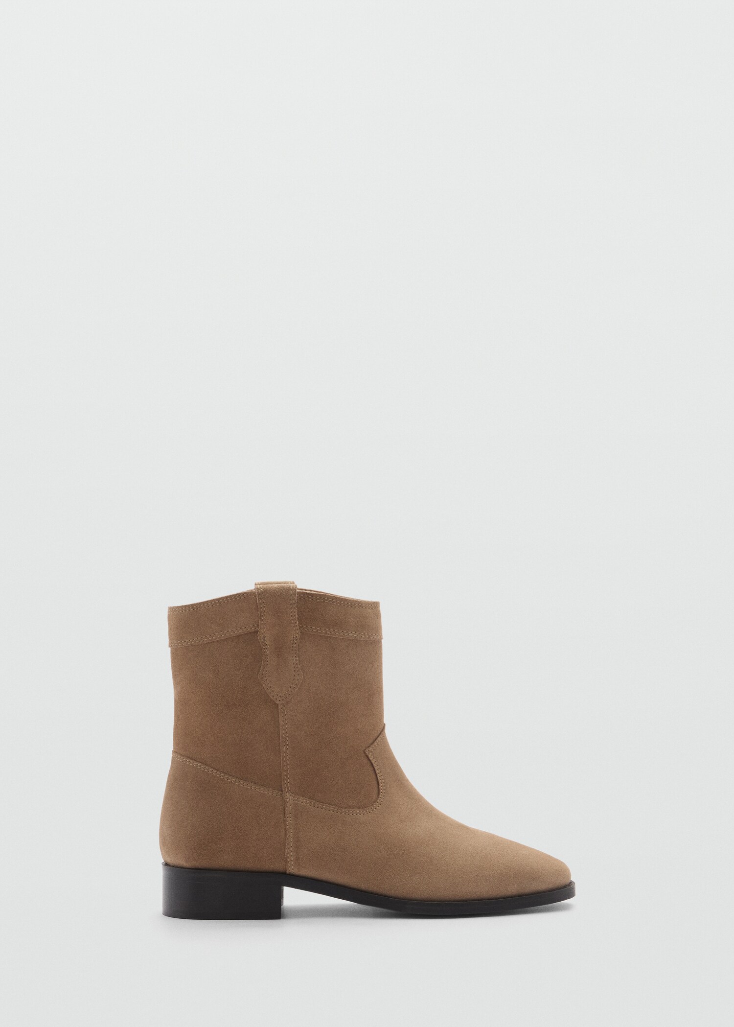 Flat leather ankle boots - Article without model