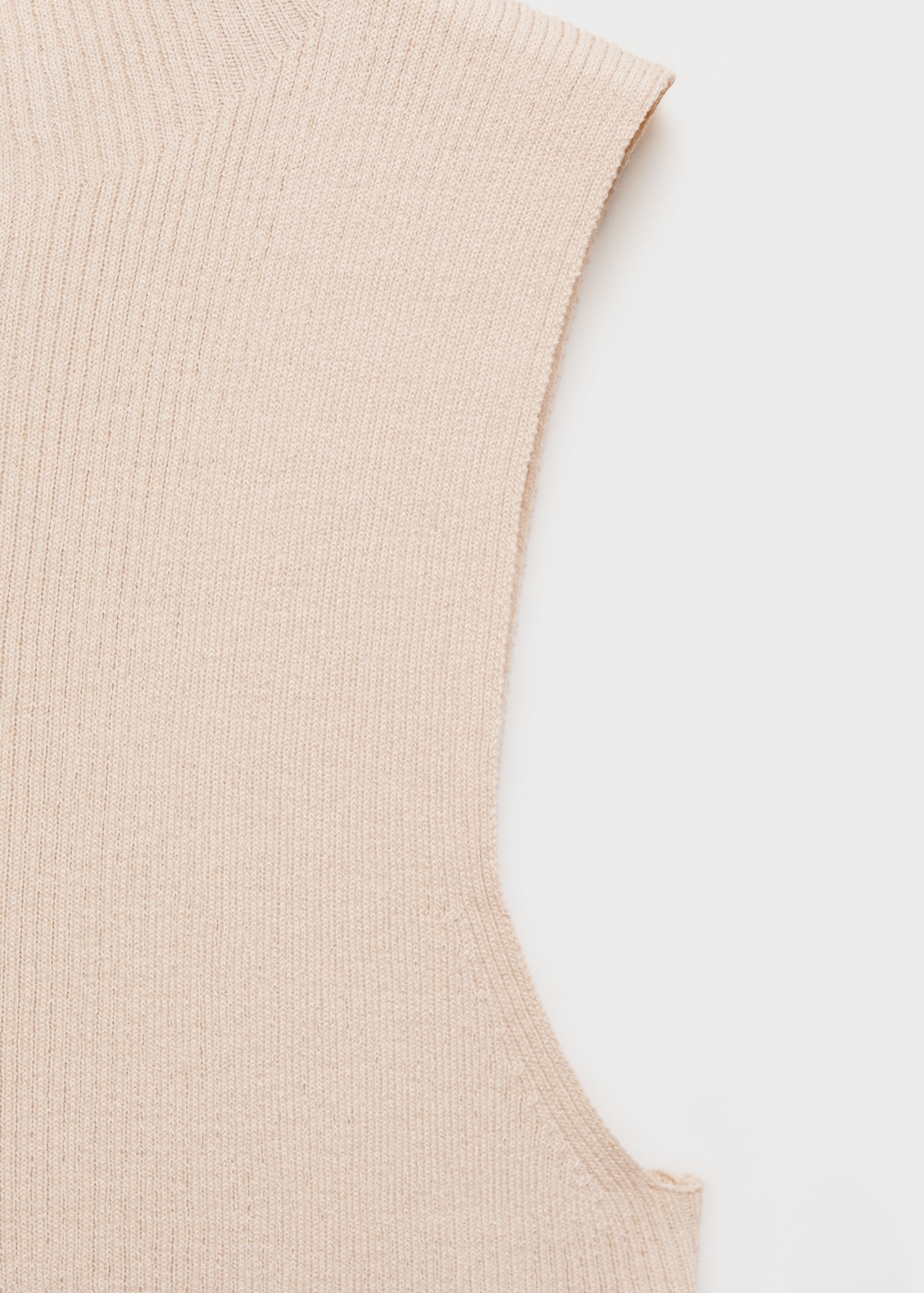 Buttoned ribbed top - Details of the article 0