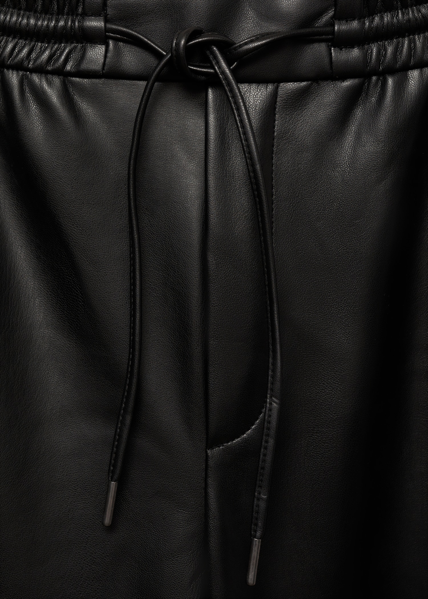 Leather-effect elastic waist trousers - Details of the article 8