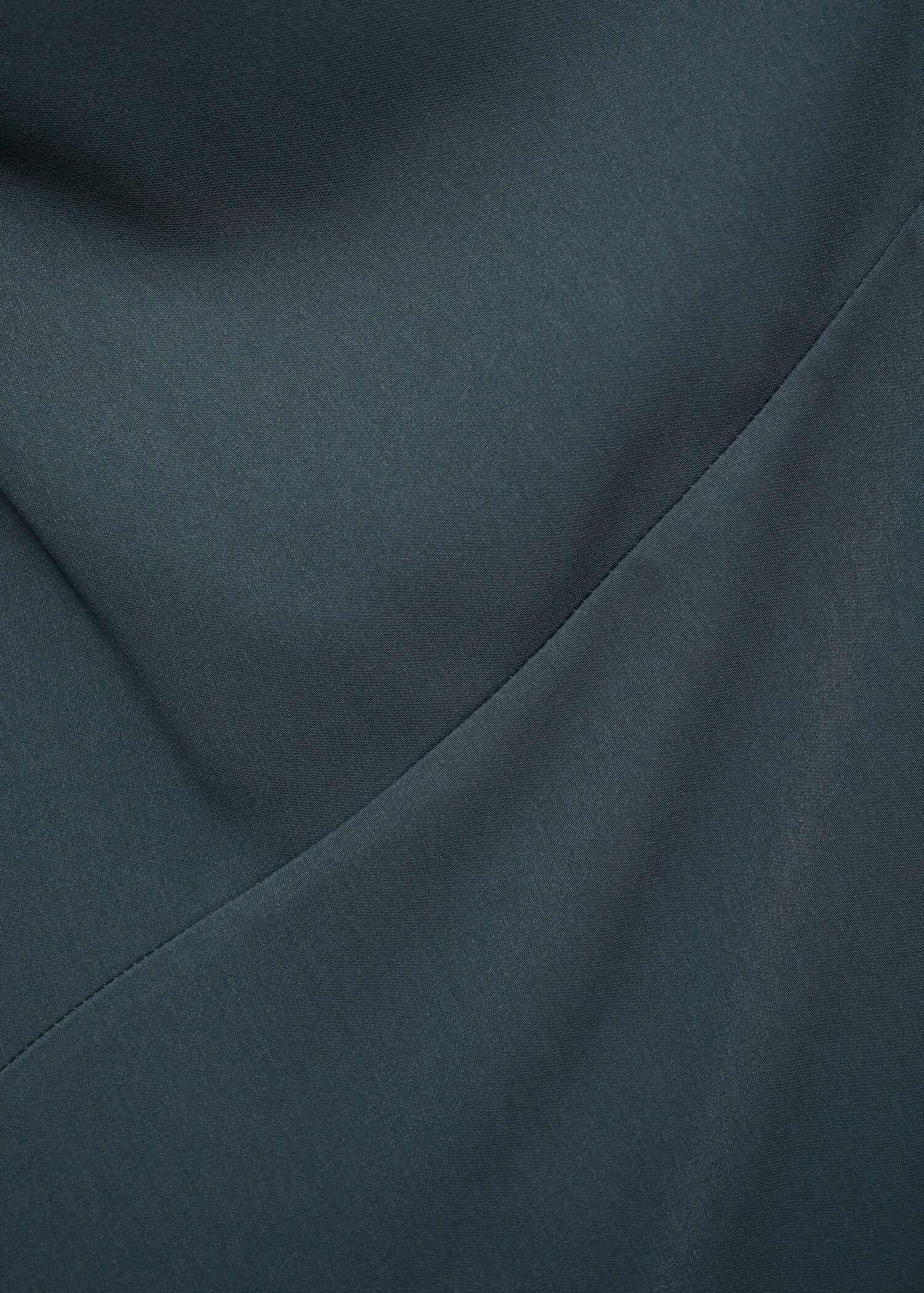Long flared dress - Details of the article 8