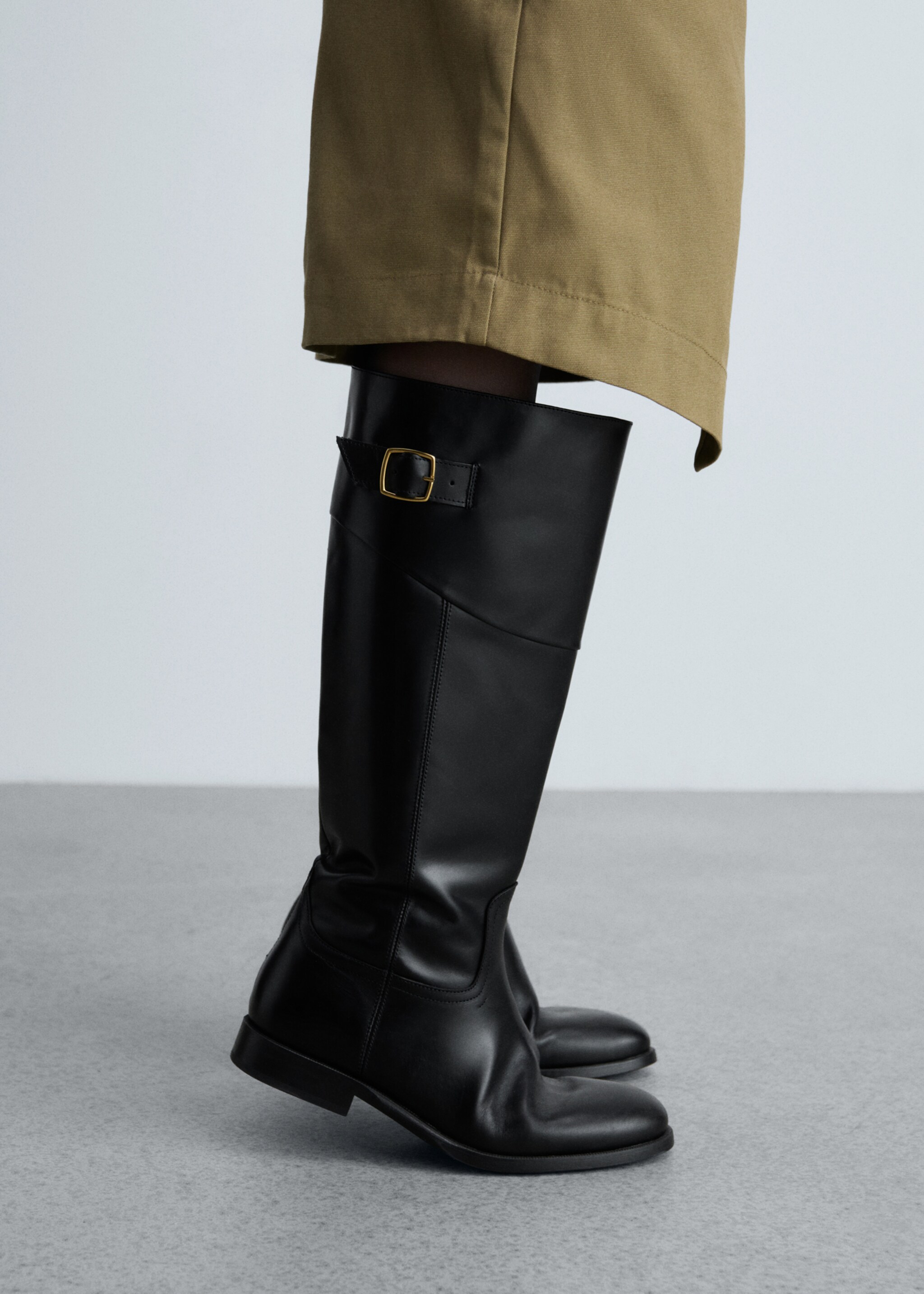 Bottes cuir boucle - Détail de l'article 9