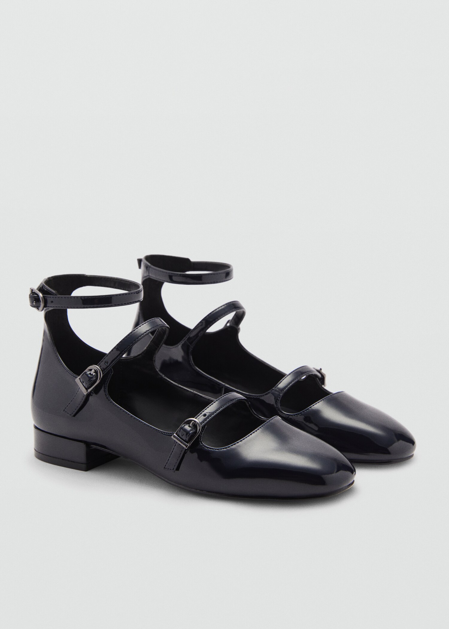 Patent leather shoes with buckle - Medium plane