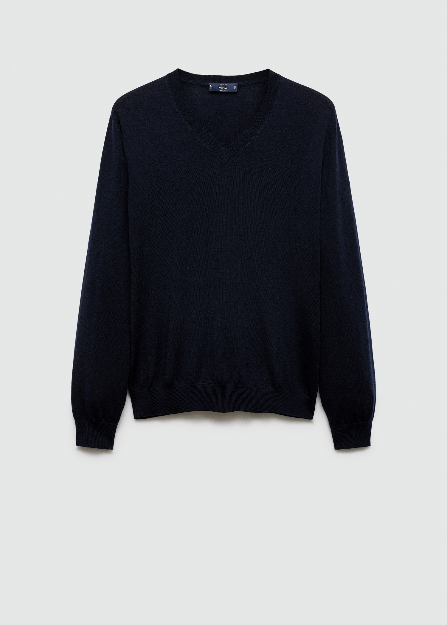 100% merino wool V-neck sweater - Article without model
