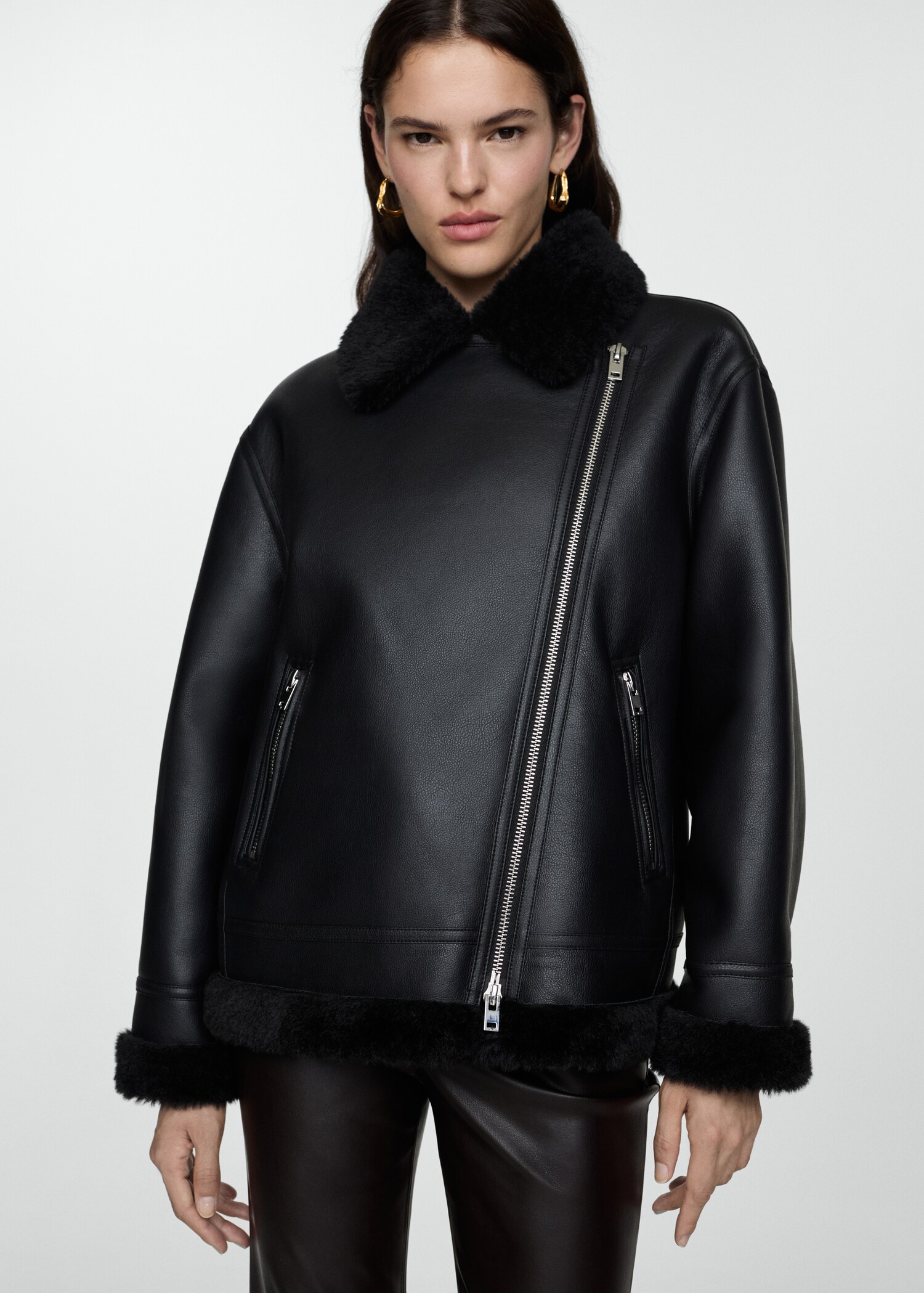 Veste double face simili-cuir - Plan moyen