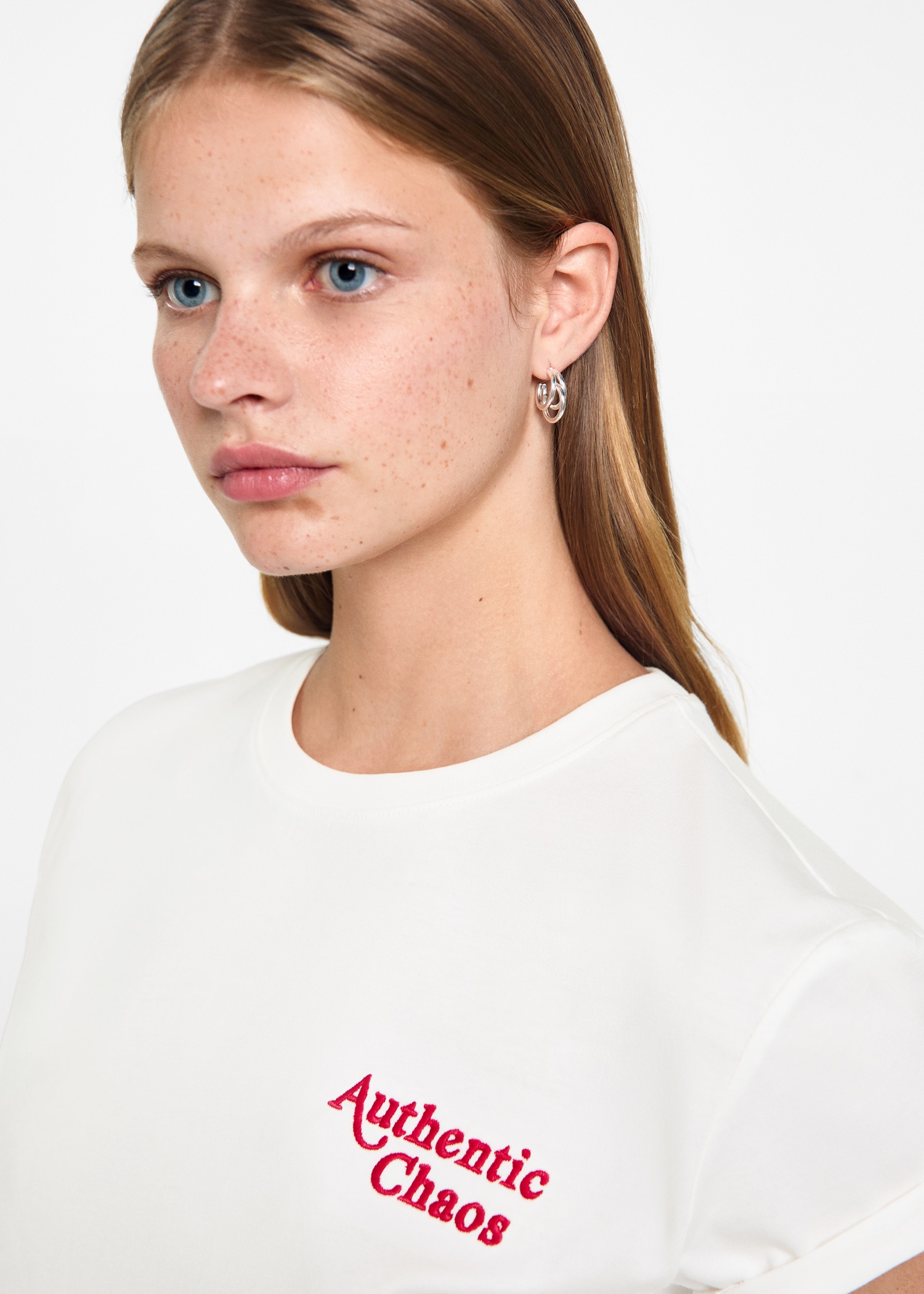 Embroidered detail cotton T-shirt - Details of the article 1