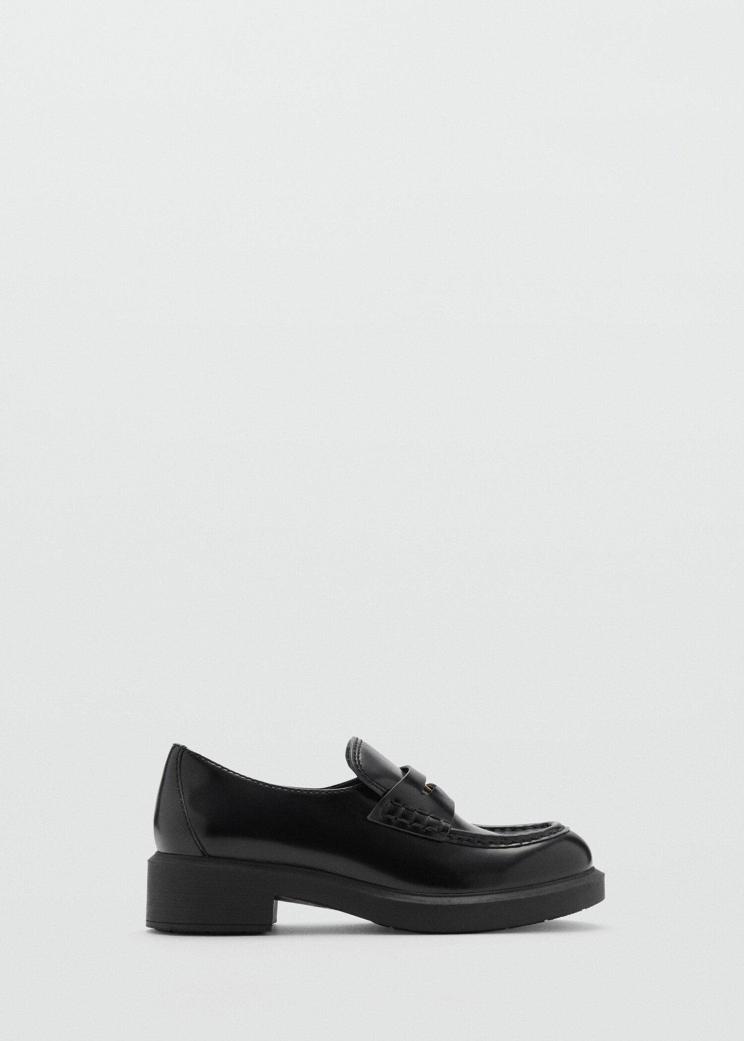 Mocassins cuir détail métallique - Article sans modèle