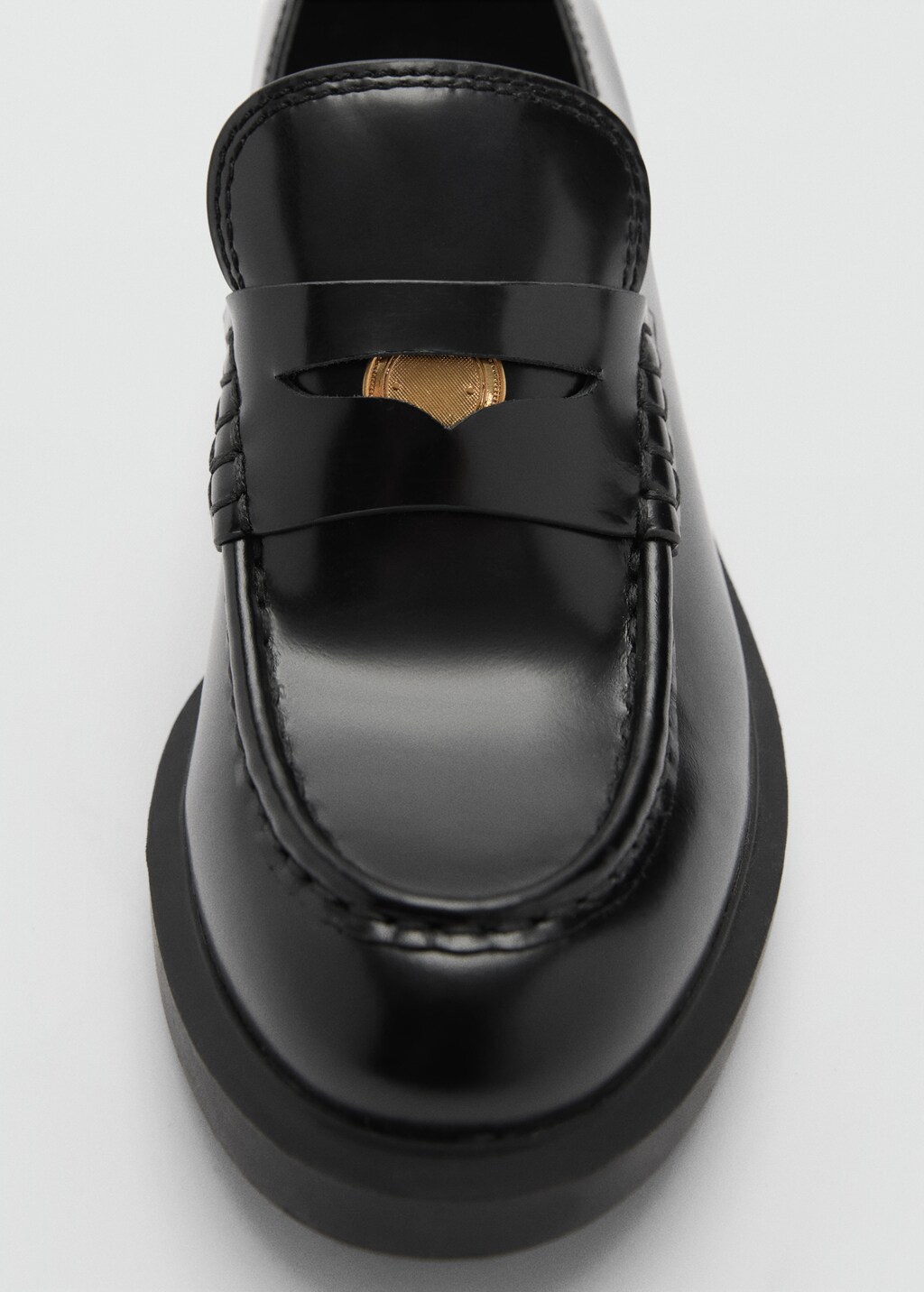 100 leather moccasin with metallic detail MANGO