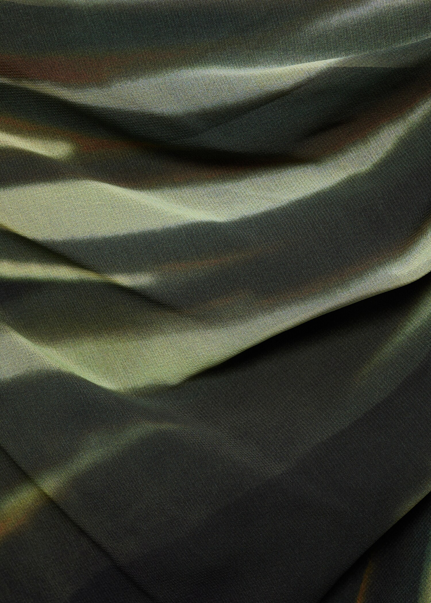 Printed dress with draped detail - Details of the article 8